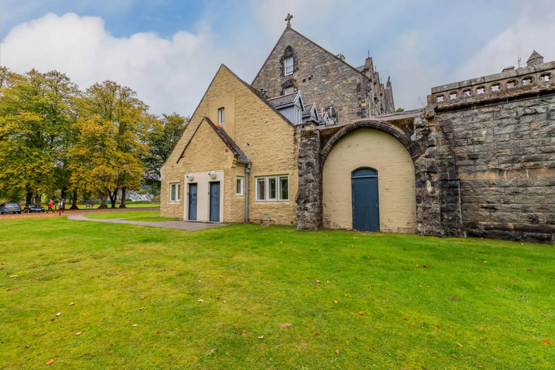 10 The Moat House The Highland Club, St Benedicts Abbey, Fort Augustus, PH32 4BJ