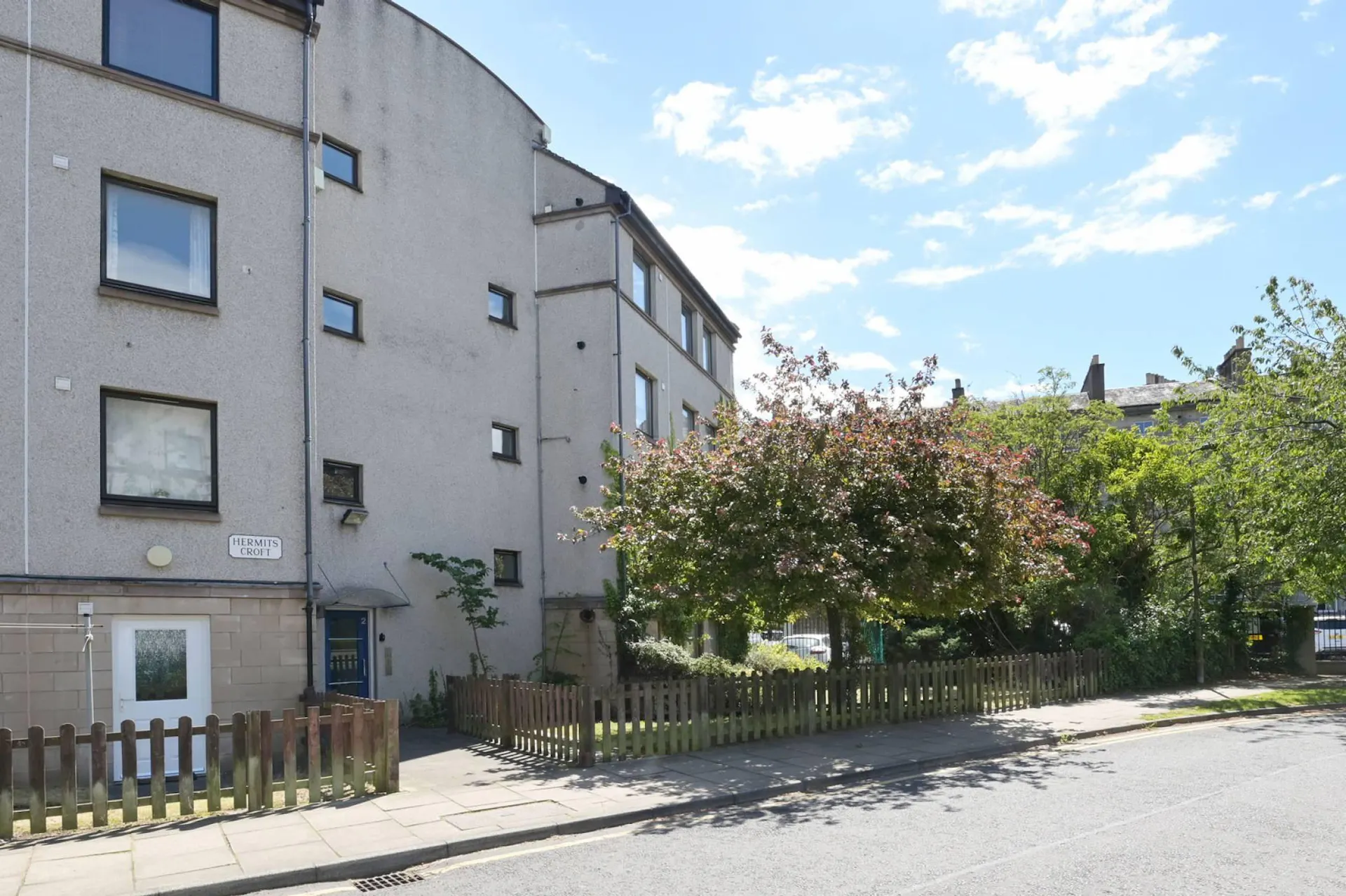 2/5 Hermits Croft, Newington, Edinburgh, EH8 9RF | McEwan Fraser Legal