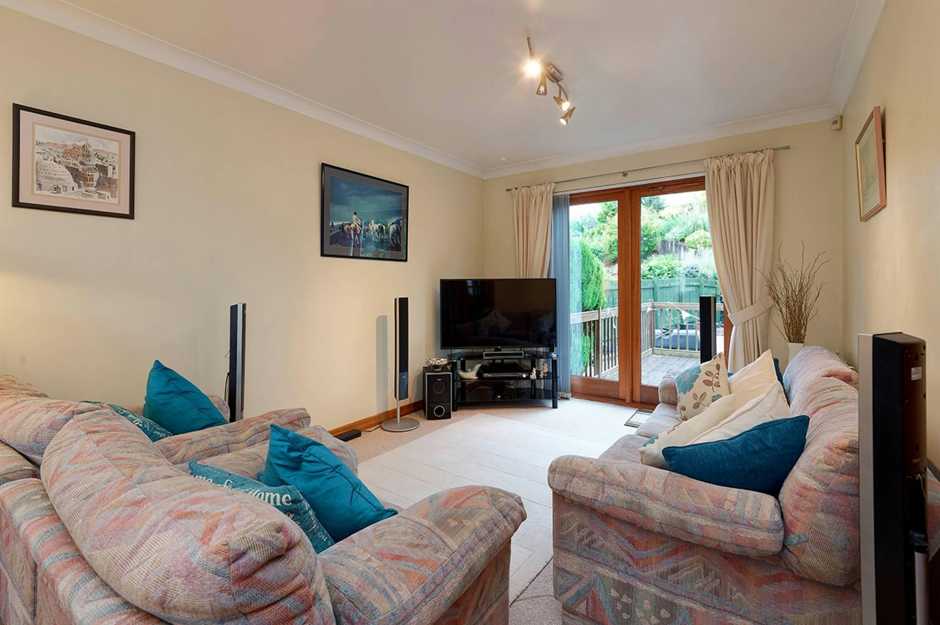 6 The Grange, Brightons, Falkirk, FK2 0SS