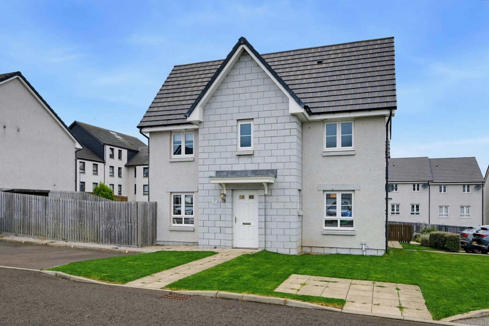 7 River Don Park, Bucksburn, Aberdeen, AB21 9FN