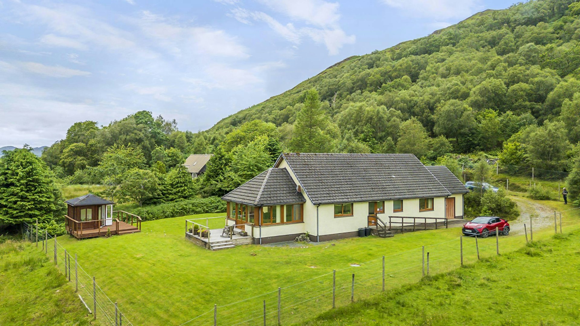 Carn Mor, Balnacra, Strathcarron, IV54 8YU