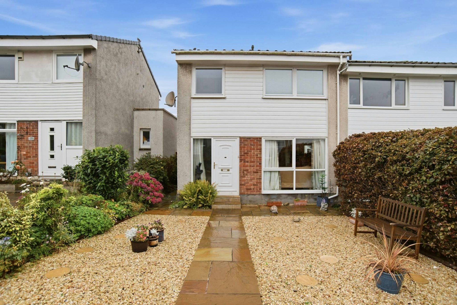 27 Buckstone Hill, Edinburgh, EH10 6TJ