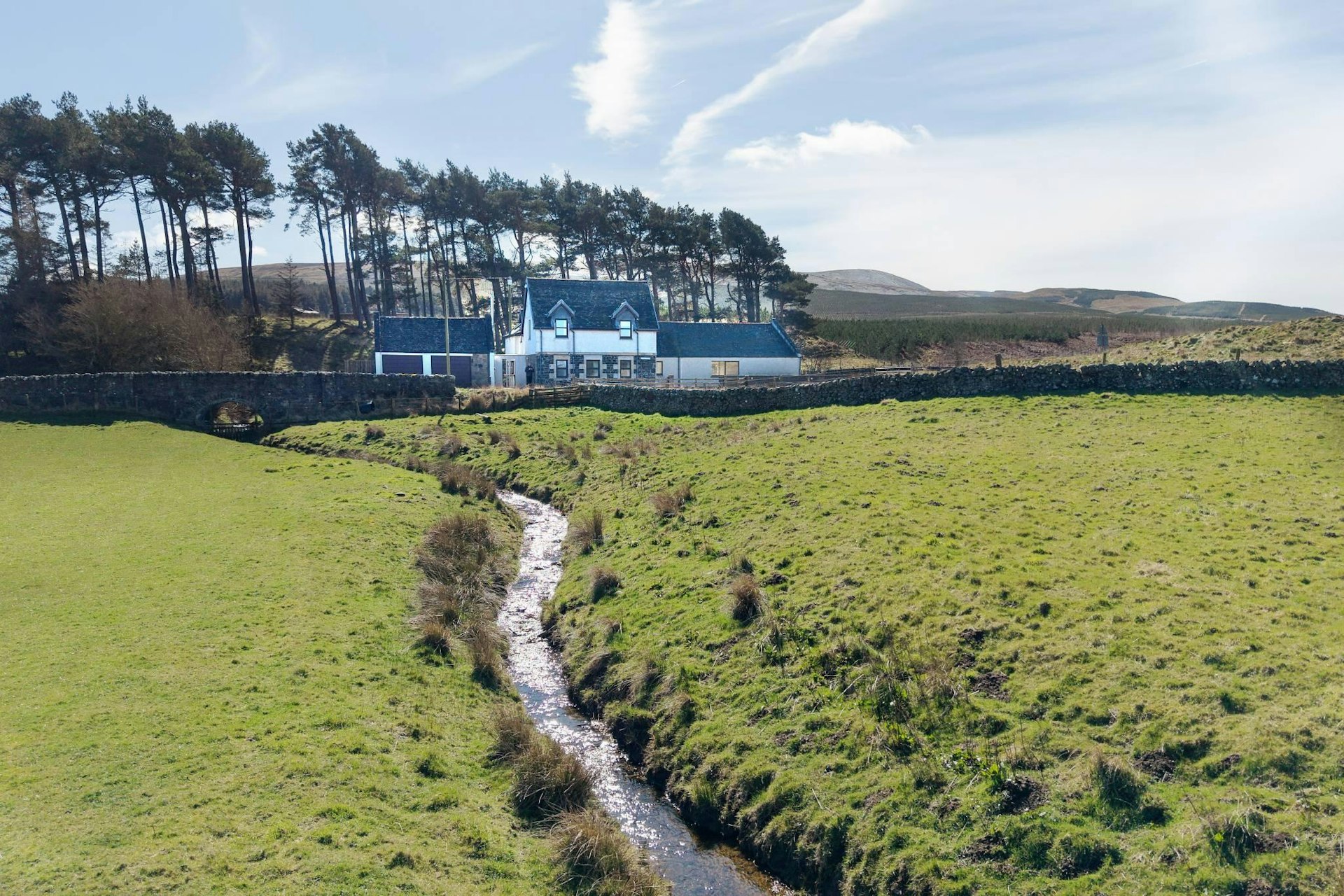 2 Tweeddaleburn Cottage, Gorebridge, EH23 4TE