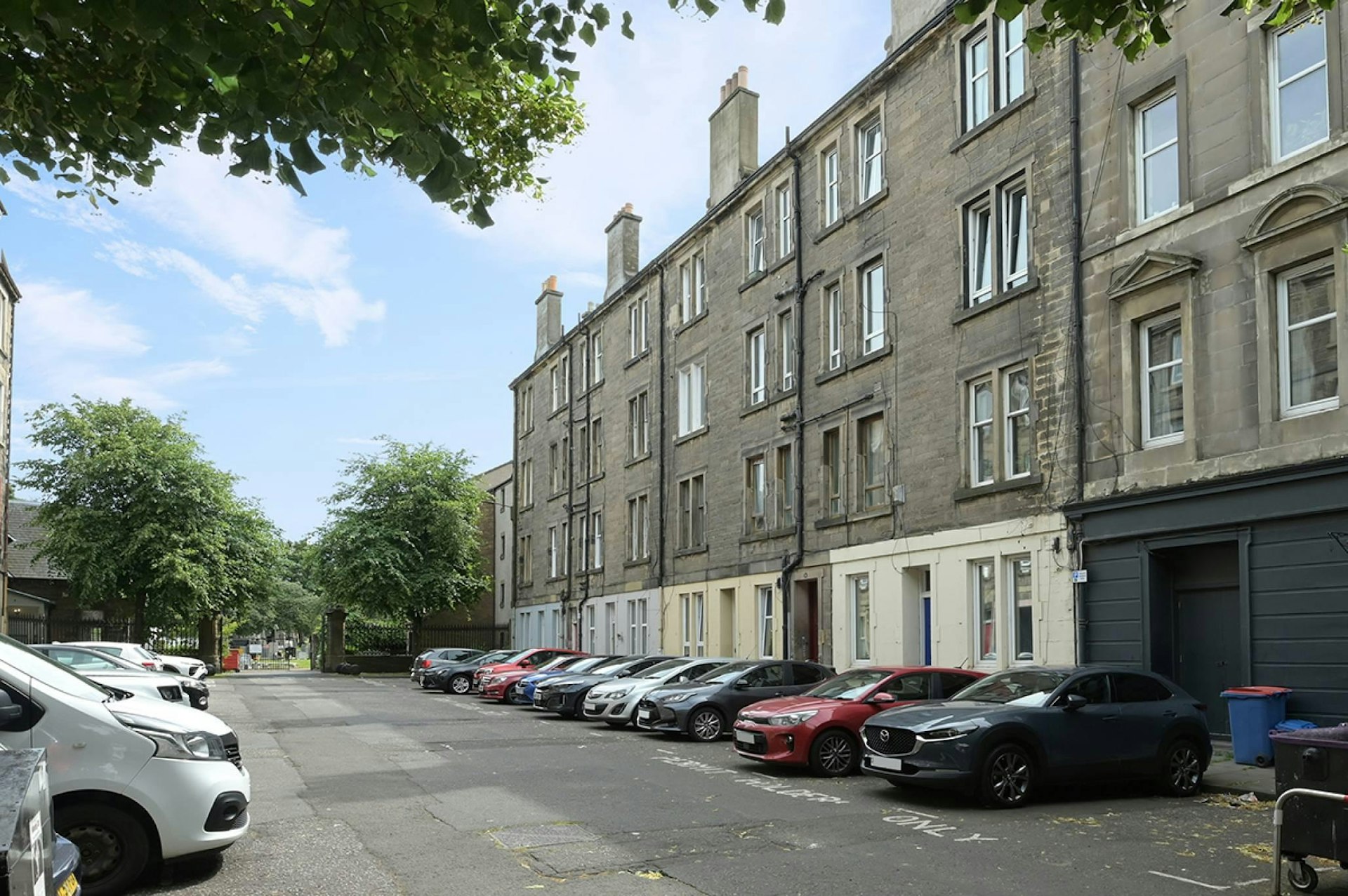 2F2 6 Drum Terrace, Edinburgh, EH7 5NB