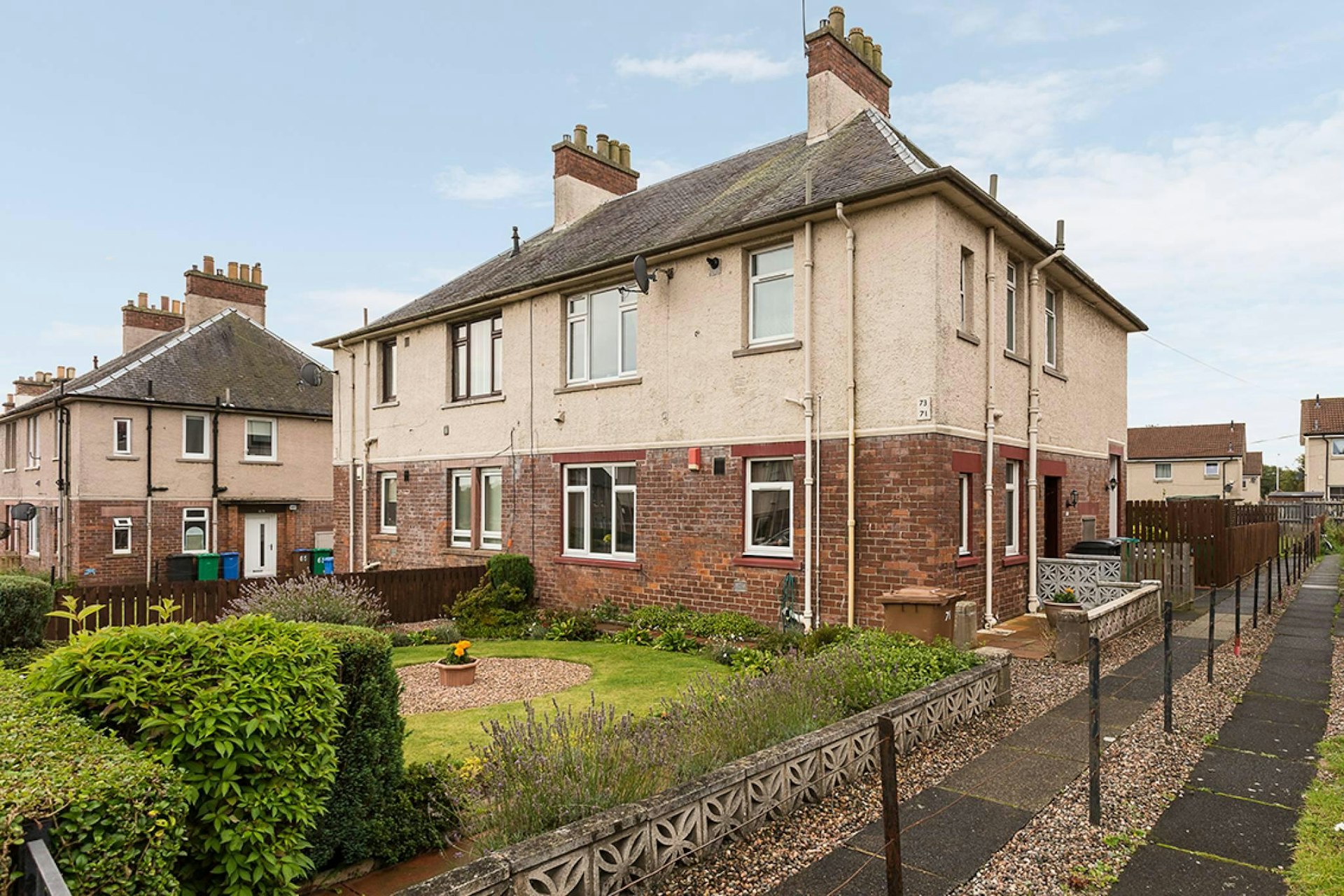 73 Beatty Crescent, Kirkcaldy, Fife, KY1 2HS McEwan Fraser Legal