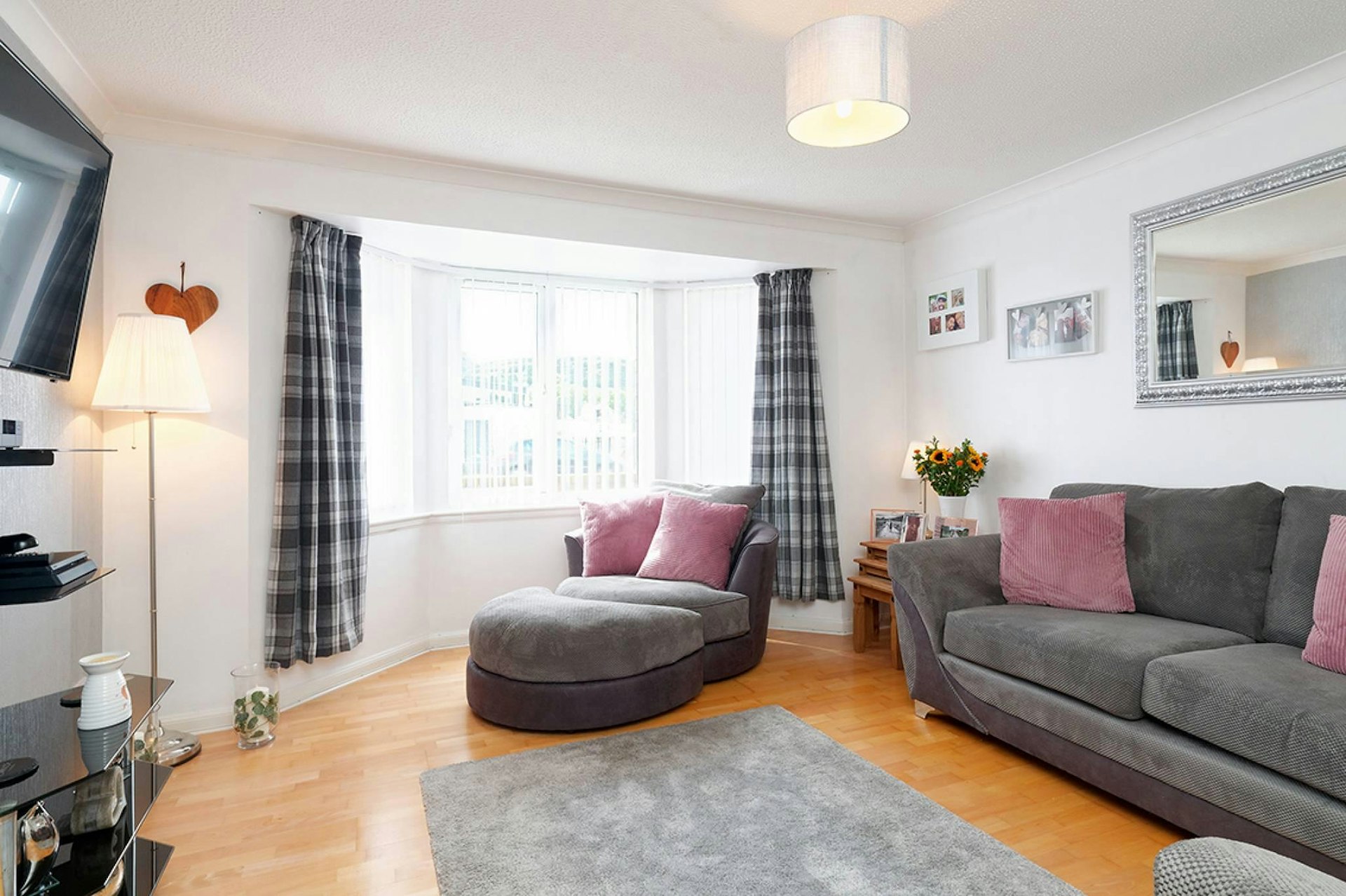 80/1 Northfield Broadway, Edinburgh, EH8 7RY McEwan Fraser Legal