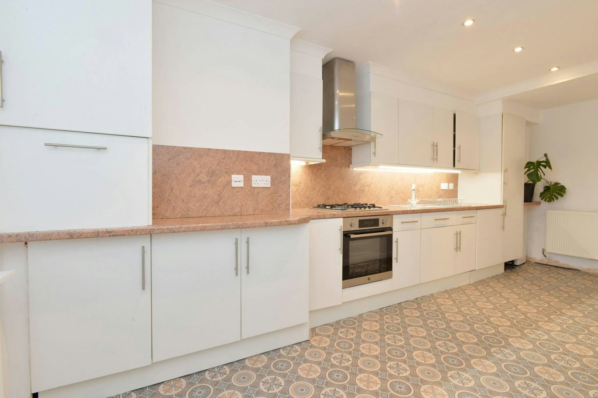 41 Lorne Street, Edinburgh, EH6 8QW McEwan Fraser Legal