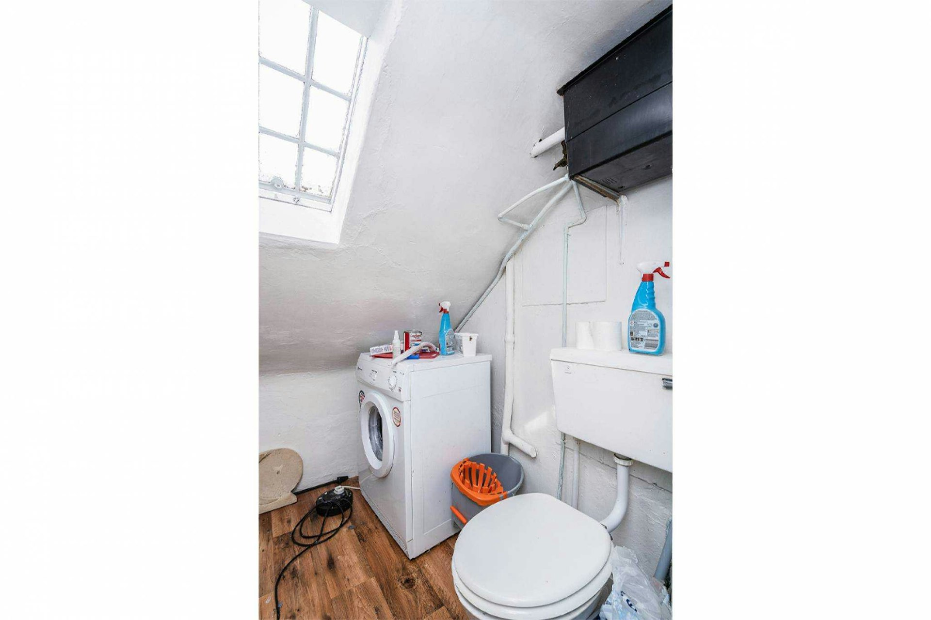 23 Seaside Place, Aberdour, KY3 0TX McEwan Fraser Legal