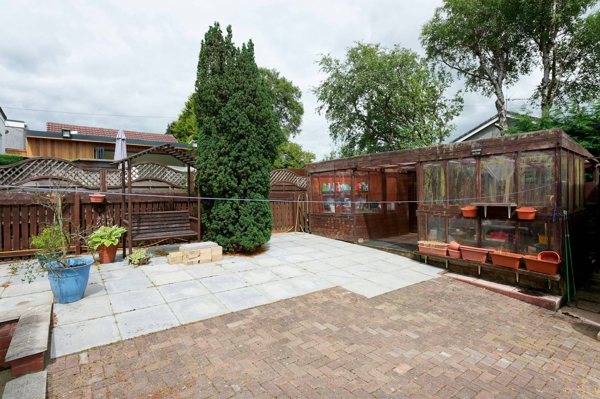 6 Meadowhead Road, Plains, Airdrie, ML6 7JF McEwan Fraser Legal