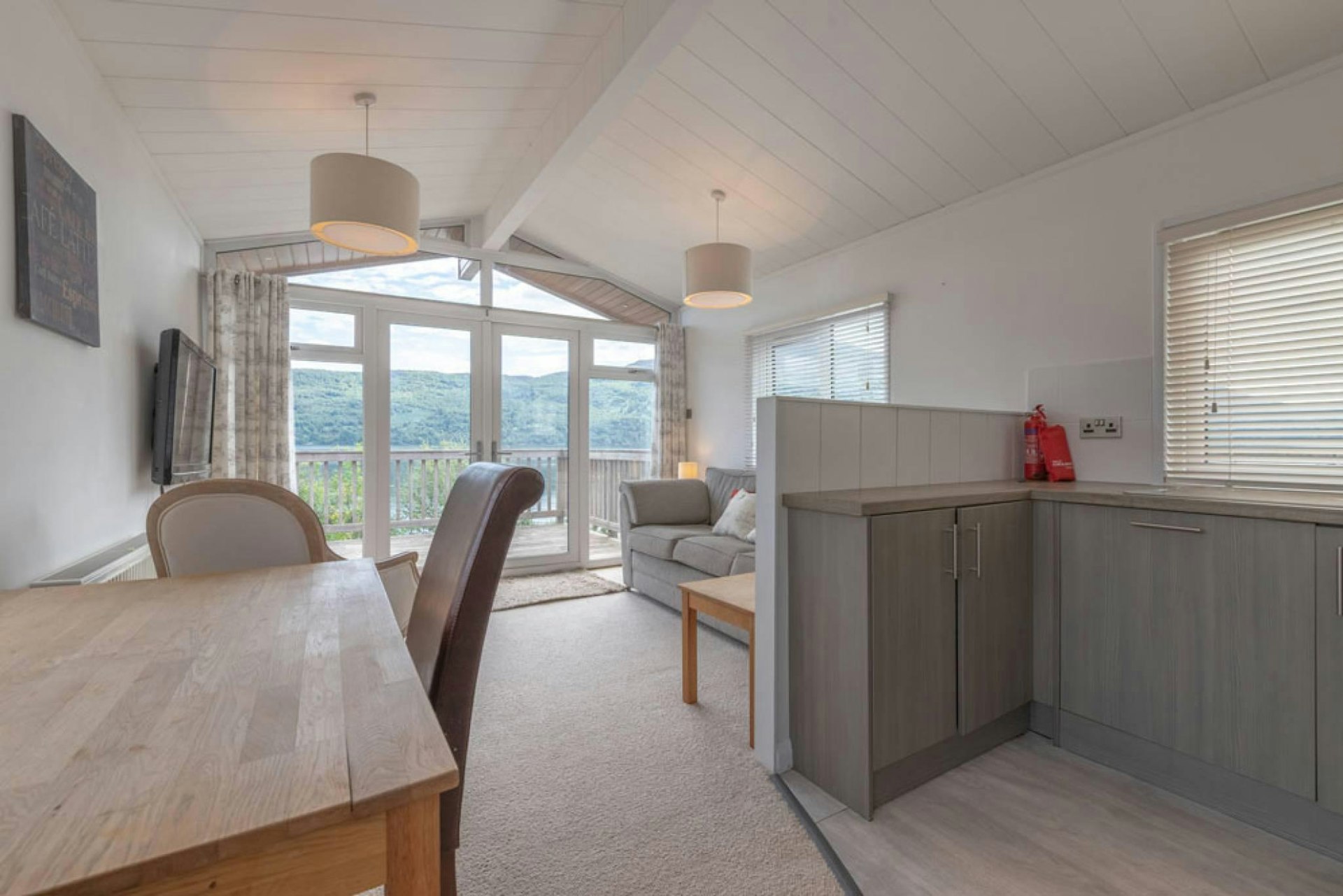 Lodge 13 Loch Ness Highland Lodges, Invermoriston, Inverness, IV63 7YE