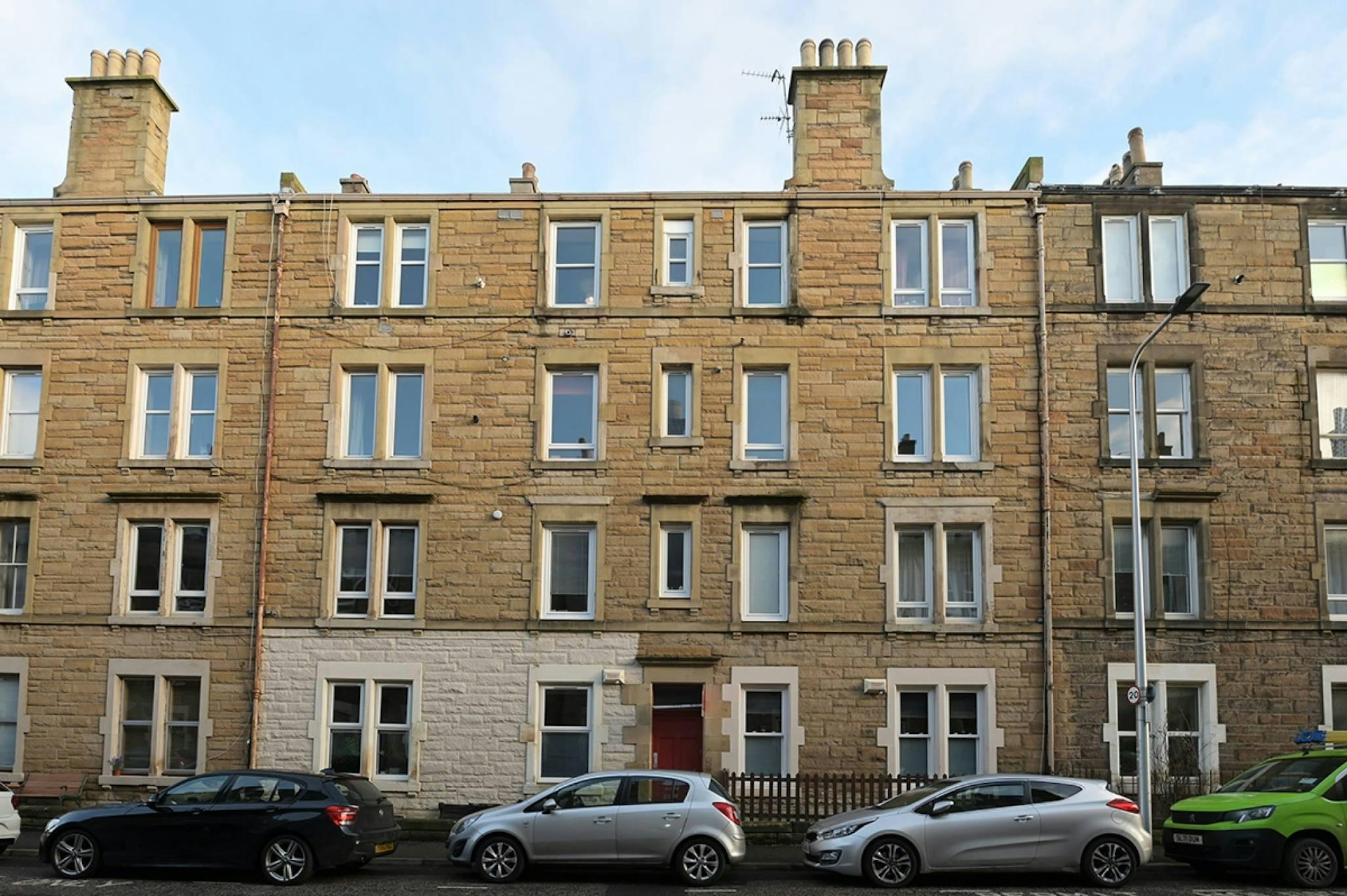 PF1 9 Dalgety Avenue, Edinburgh, EH7 5UF