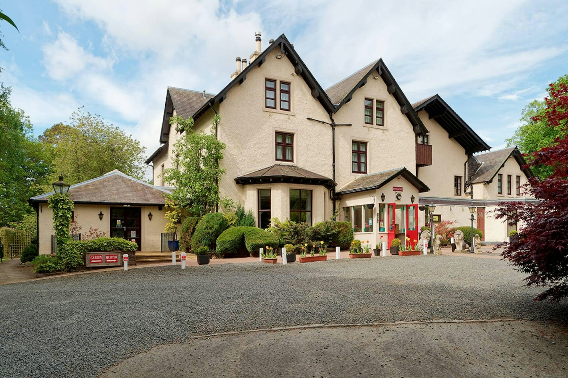 The Philipburn Hotel Linglie Road, Selkirk, TD7 5LS