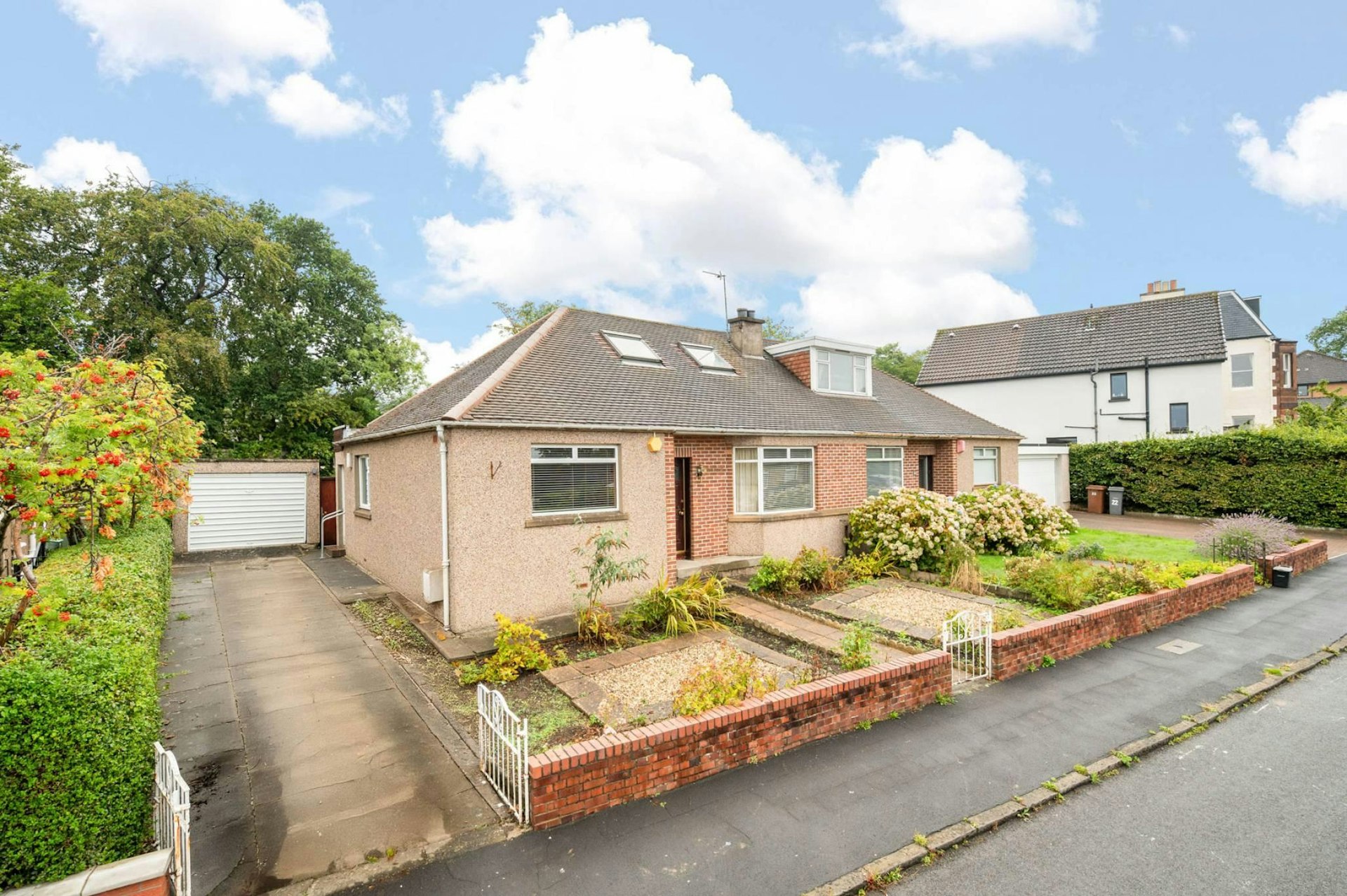 24 Caroline Terrace, Edinburgh, EH12 8QY