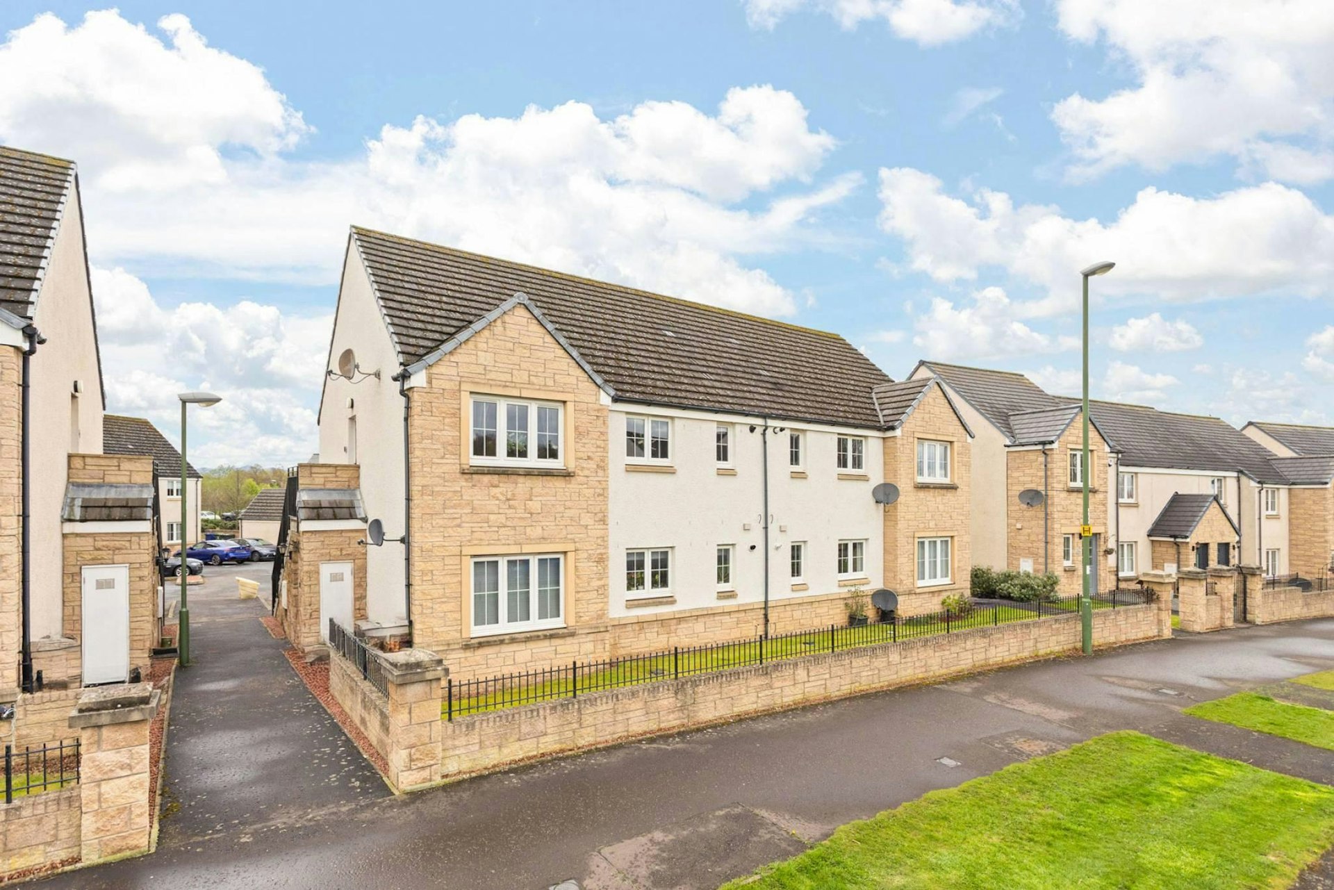 26 Miners Walk, Dalkeith, EH22 2AL
