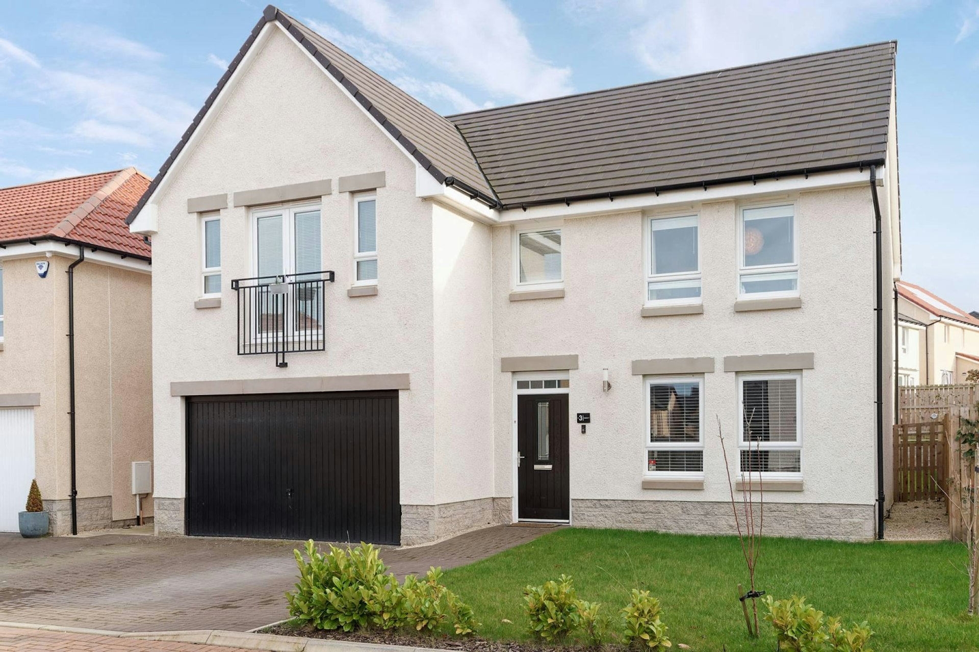 3 Allerdice Road, East Calder, EH53 0PW