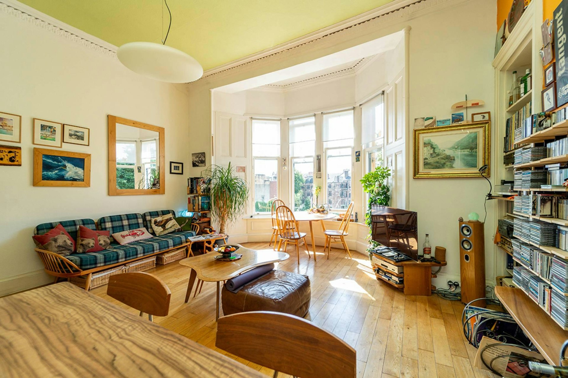2/2 2 Victoria Crescent Road, Dowanhill, Glasgow, G12 9DB