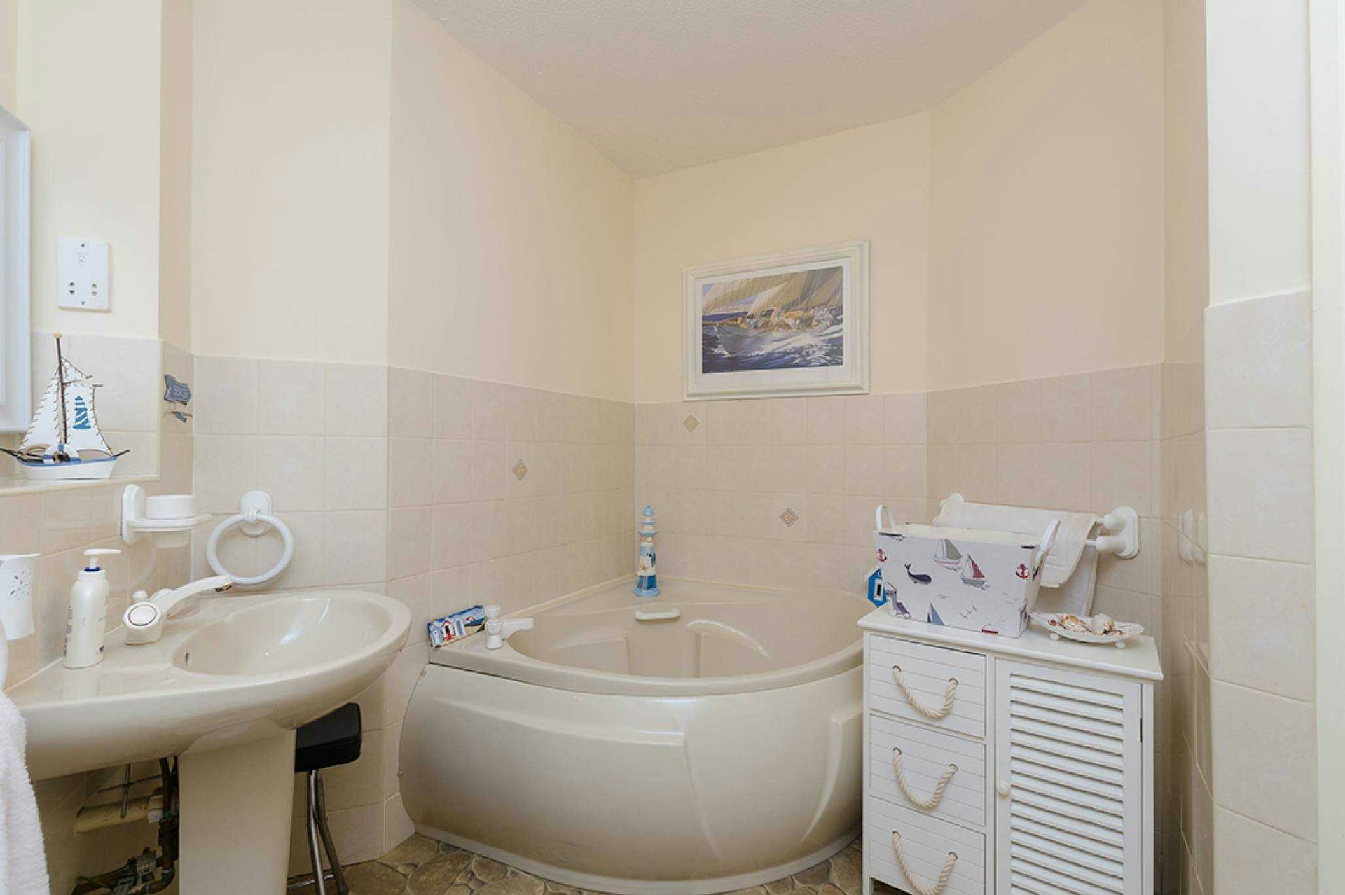 28 Bowen Craig, , Largs, KA30 8TB McEwan Fraser Legal