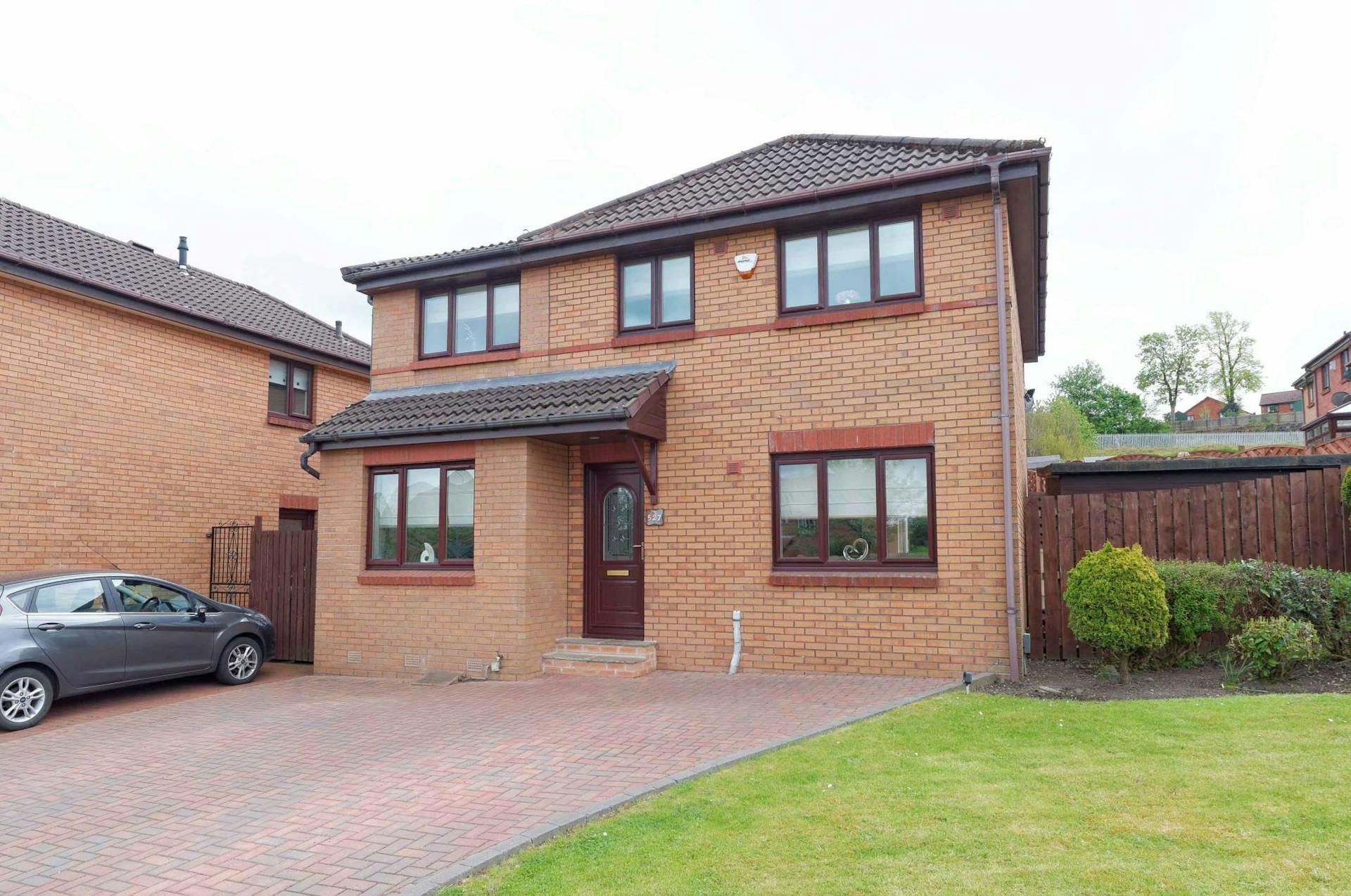 527 Ritchie Park, Johnstone, PA5 8JP McEwan Fraser Legal