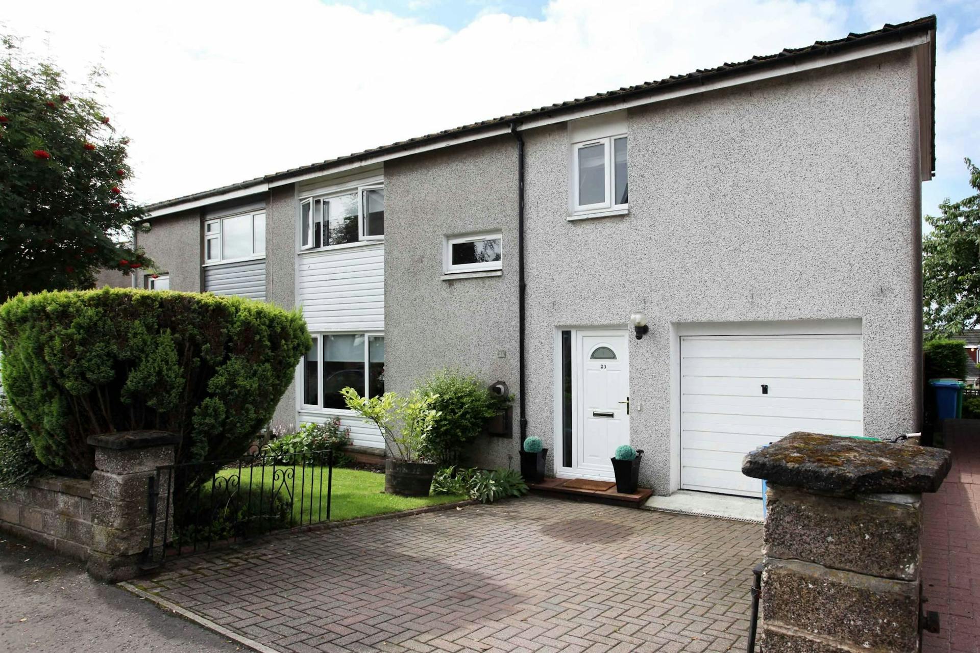 23 Woodlands Drive, , Crossford, KY12 8QE McEwan Fraser Legal