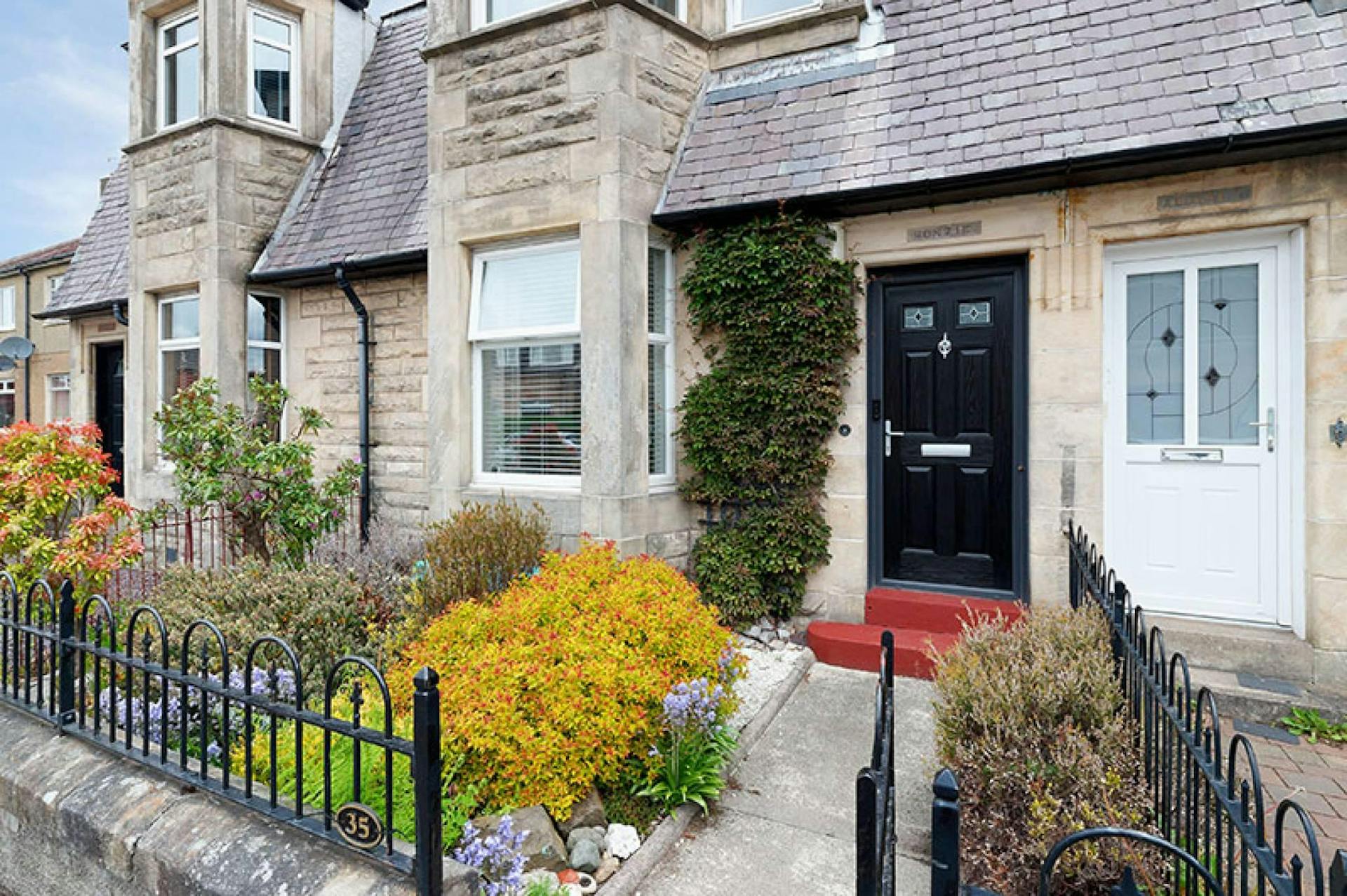 35 Broadloan, , Renfrew, PA4 0SB McEwan Fraser Legal