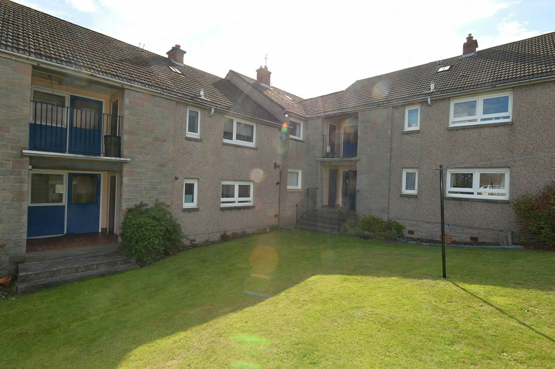 Flat 3, 31 Northfield Drive, Edinburgh, EH8 7RJ McEwan Fraser Legal