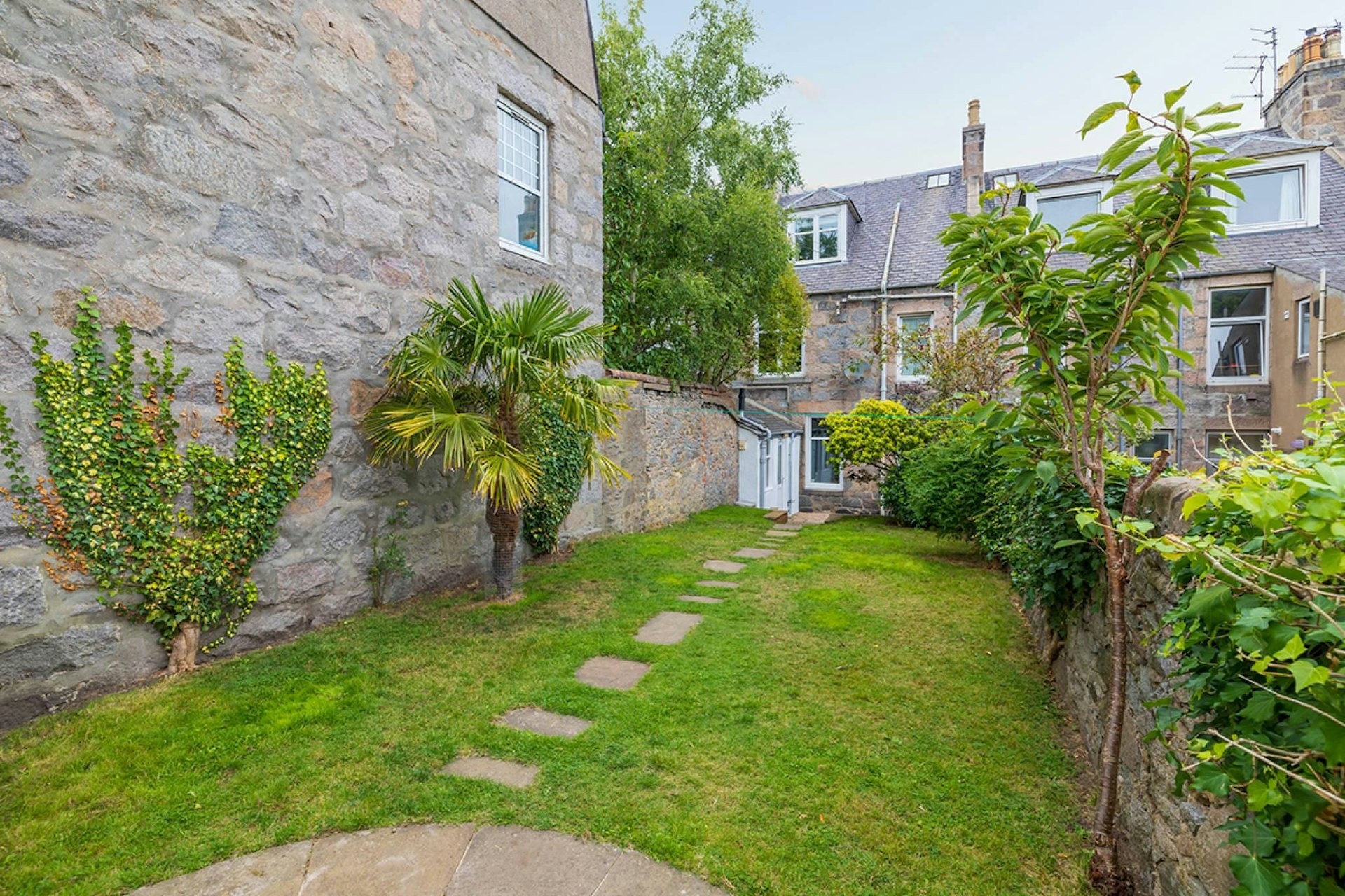 189 Westburn Road, Aberdeen, AB25 2QE McEwan Fraser Legal