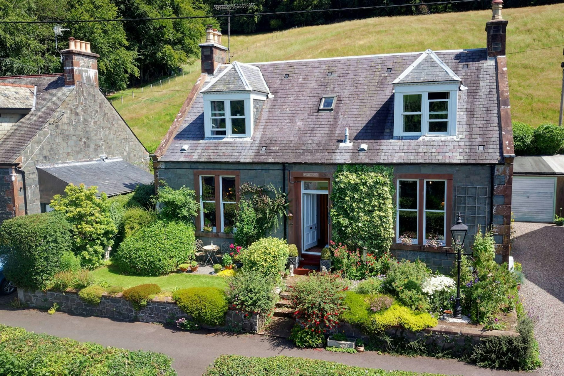 Violet Bank, 4  Hillside Terrace, Moffat, DG10 9RT