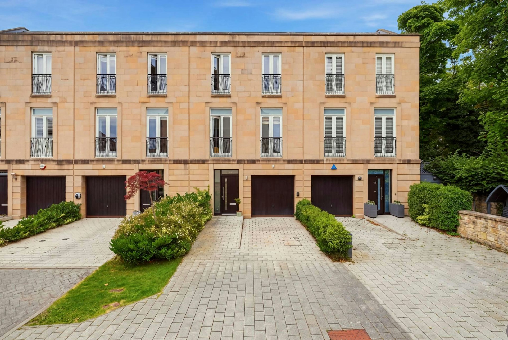 55 Larkfield Gardens, Trinity, EH5 3QB