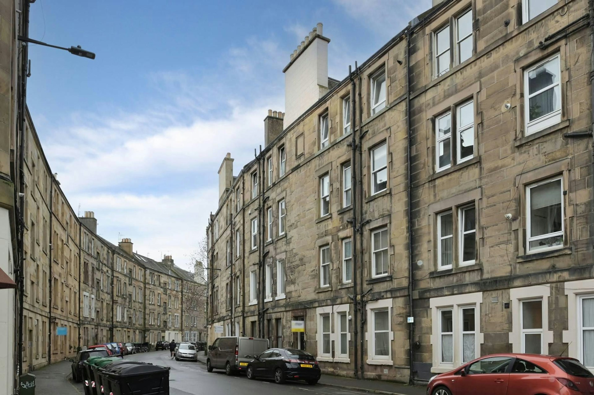 16/16 Waverley Park, Abbeyhill, Edinburgh, EH8 8ET