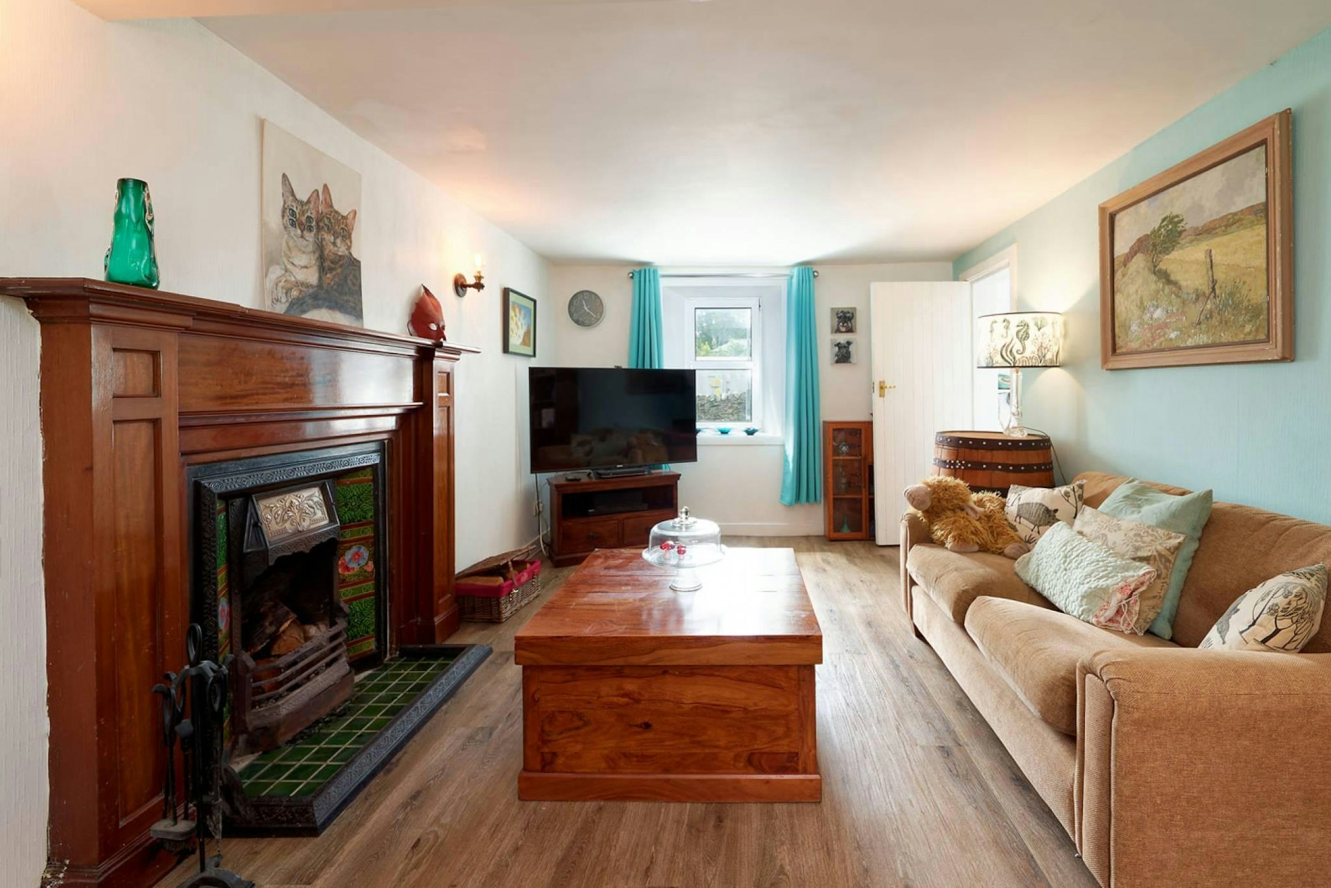 1 School Street, Port Charlotte, Isle of Islay, PA48 7TW