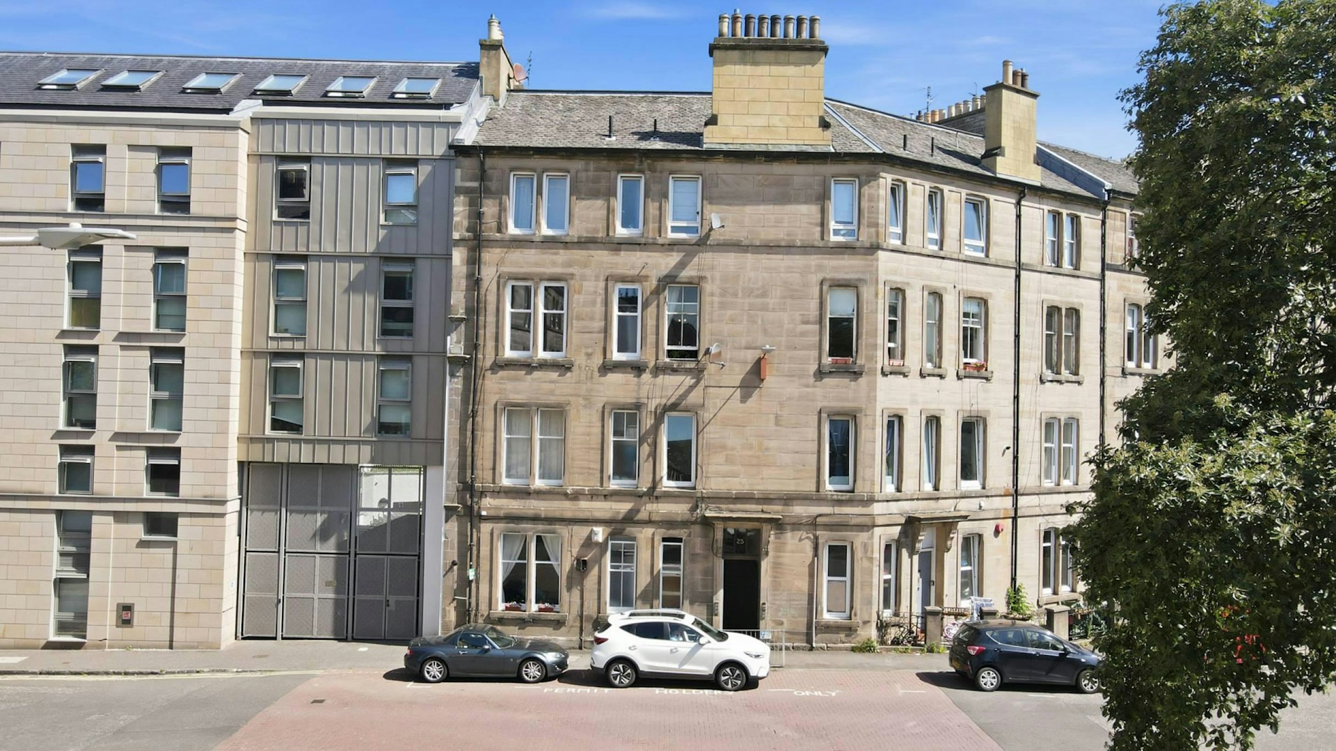 25/1 Murieston Crescent, Edinburgh, EH11 2LL