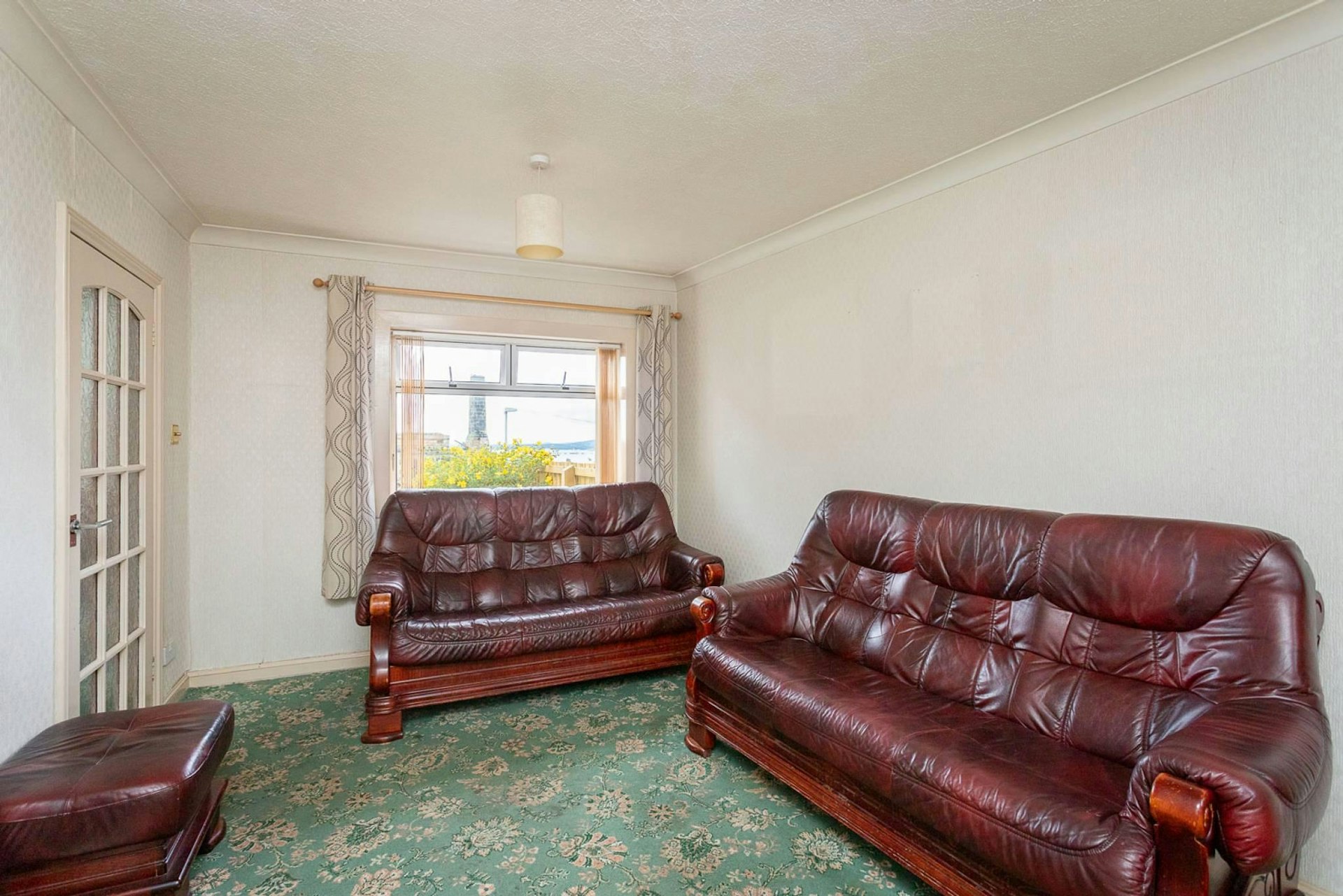 10 Houliston Avenue, Inverkeithing, KY11 1AN