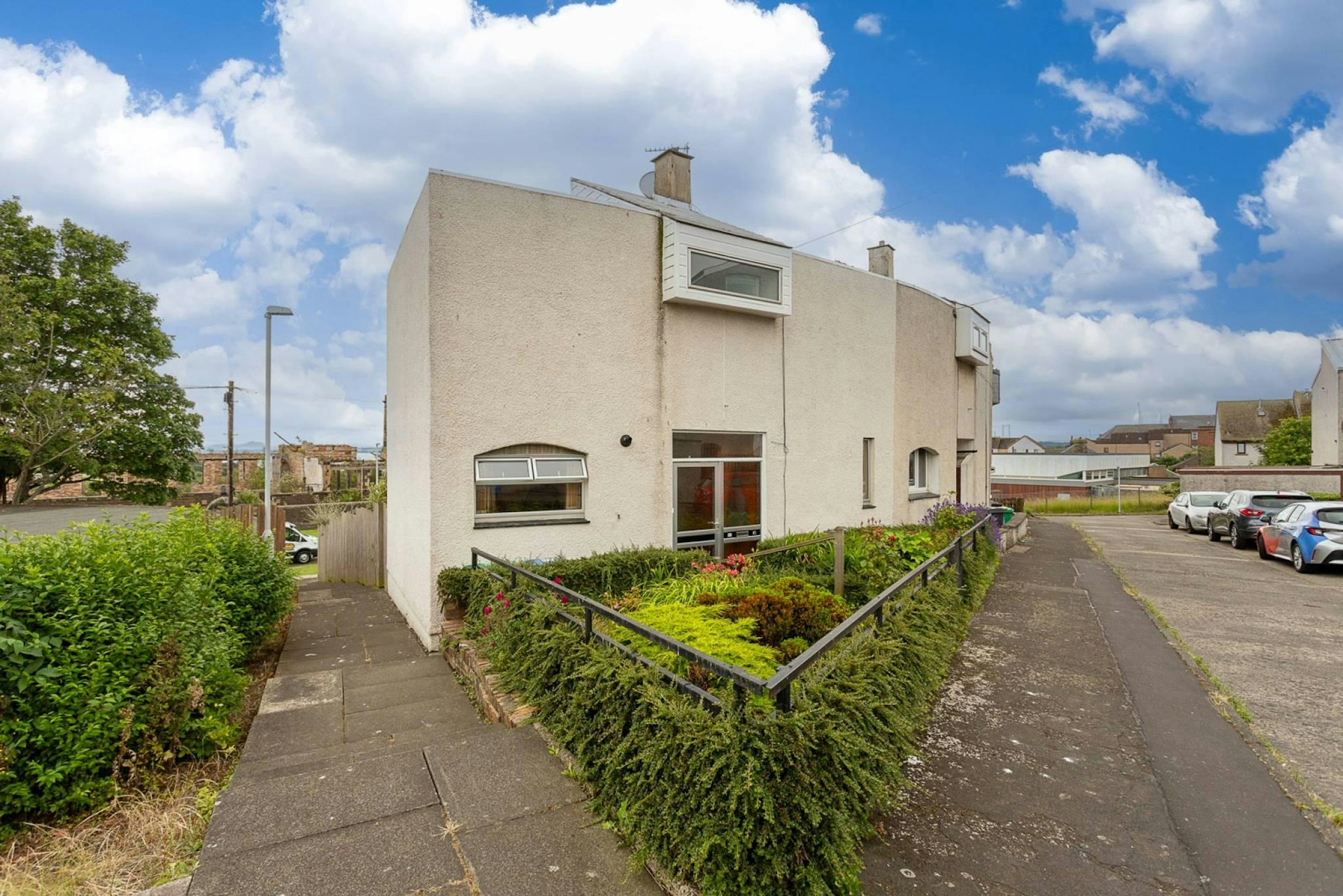 10 Houliston Avenue, Inverkeithing, KY11 1AN