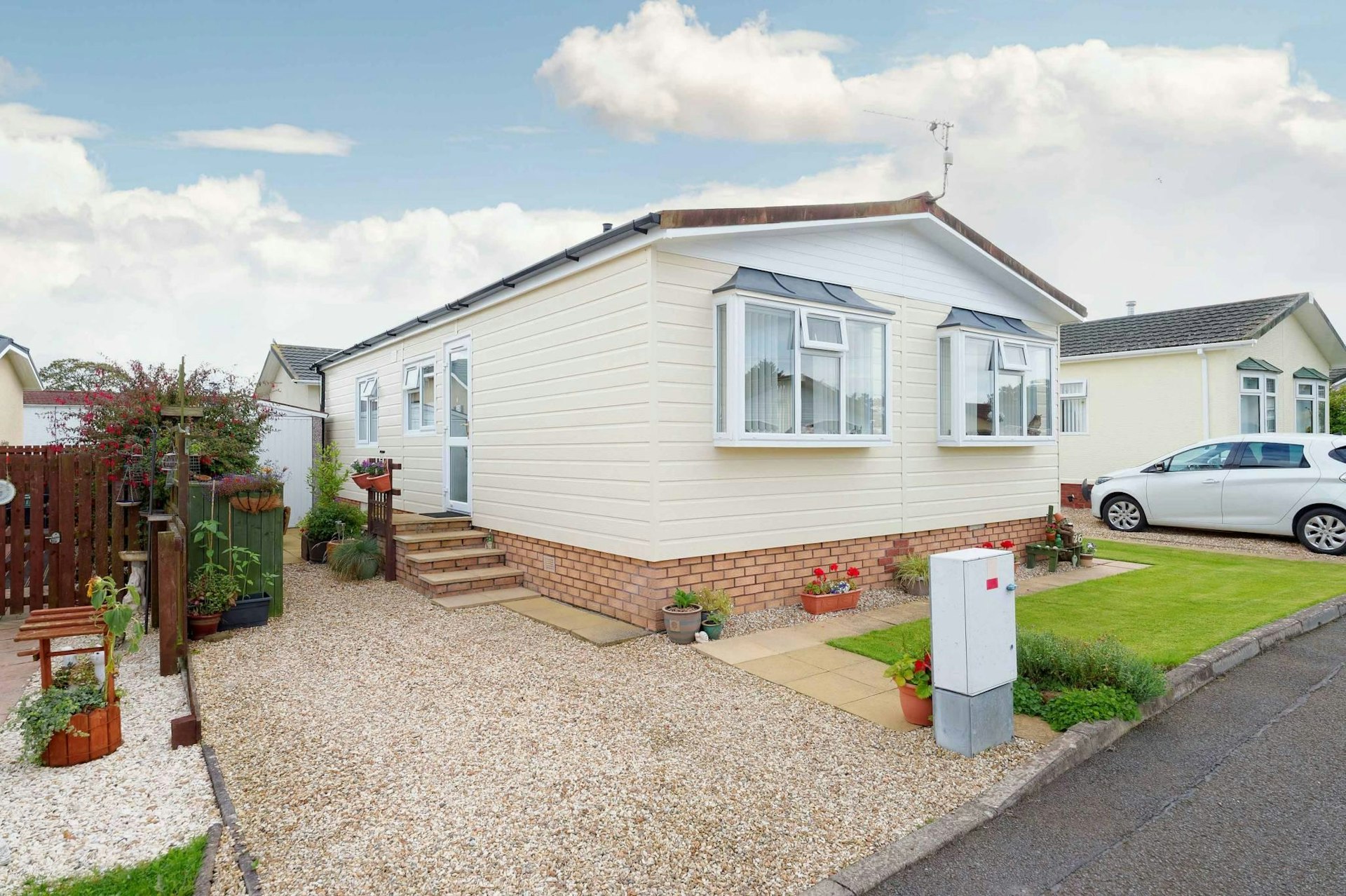 26 Cunninghamhead Estate, Cunninghamhead,… McEwan Fraser Legal