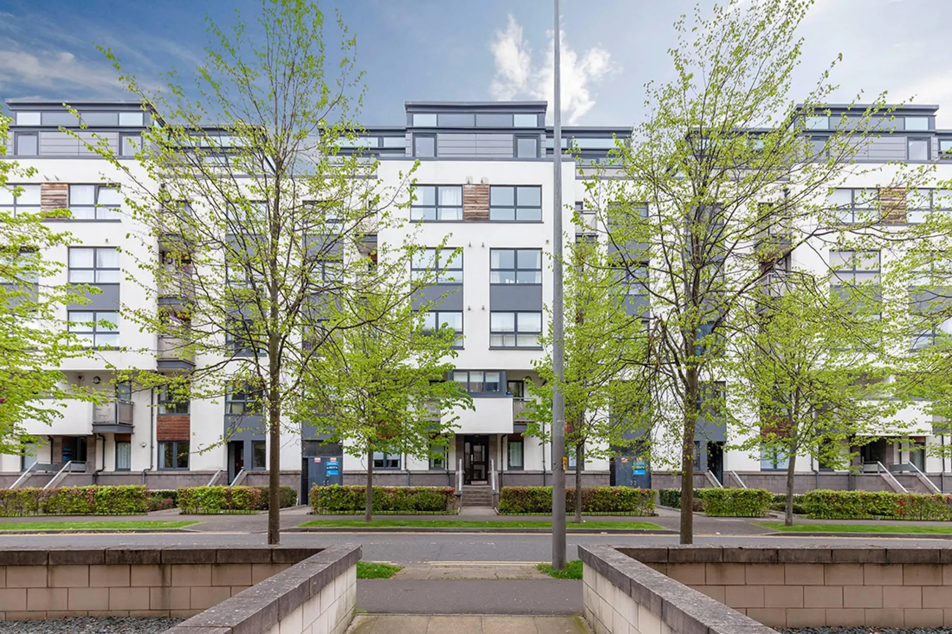 56/16 Waterfront Park, Edinburgh, EH5 1FG McEwan Fraser Legal