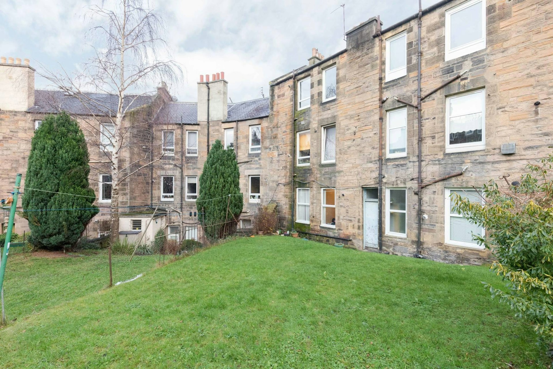 9/6 Parsons Green Terrace, , Edinburgh, EH8 7AN McEwan Fraser Legal