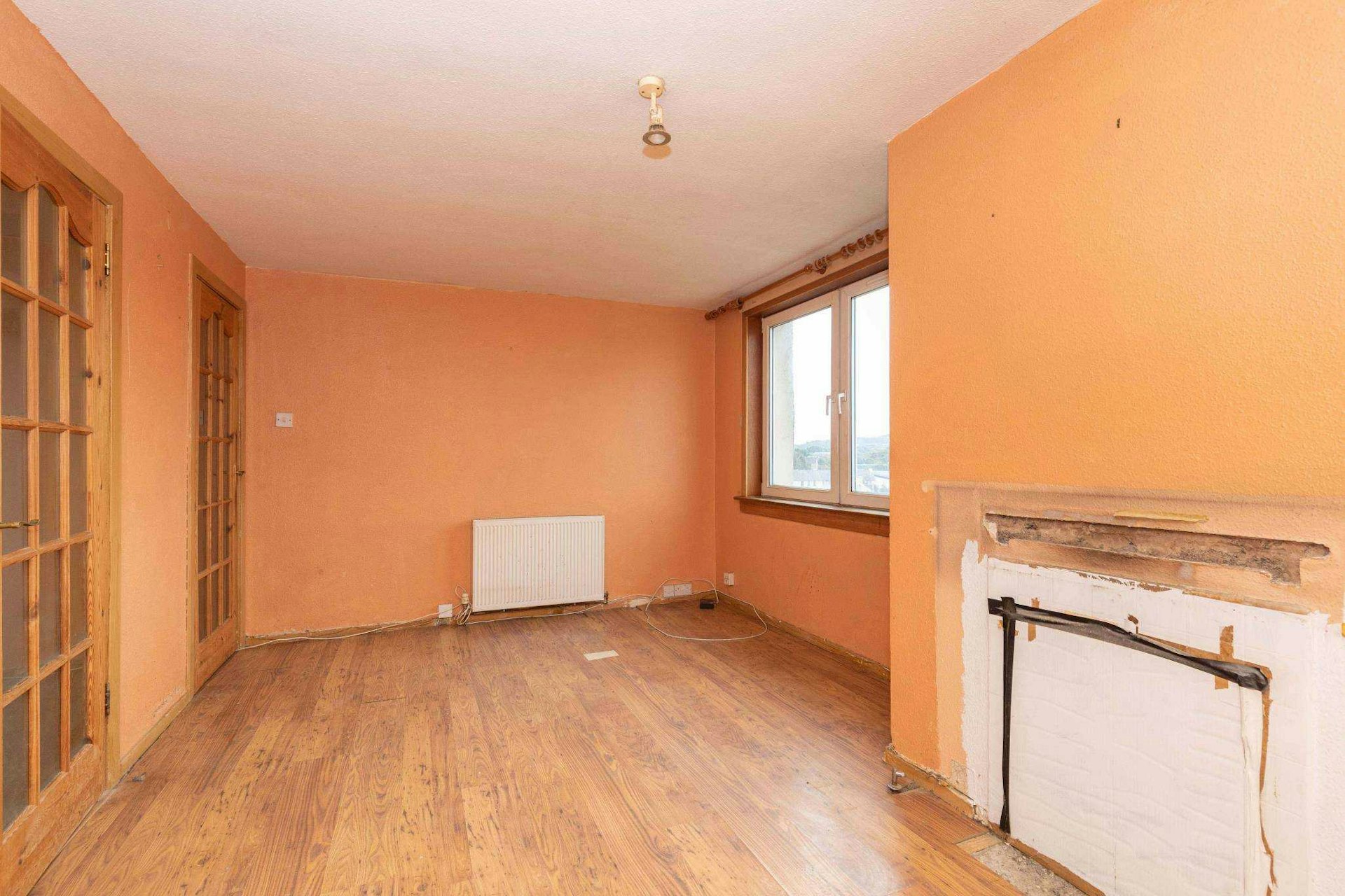 9/4 Moat House, Moat Drive, Edinburgh, EH14 1NS McEwan Fraser Legal