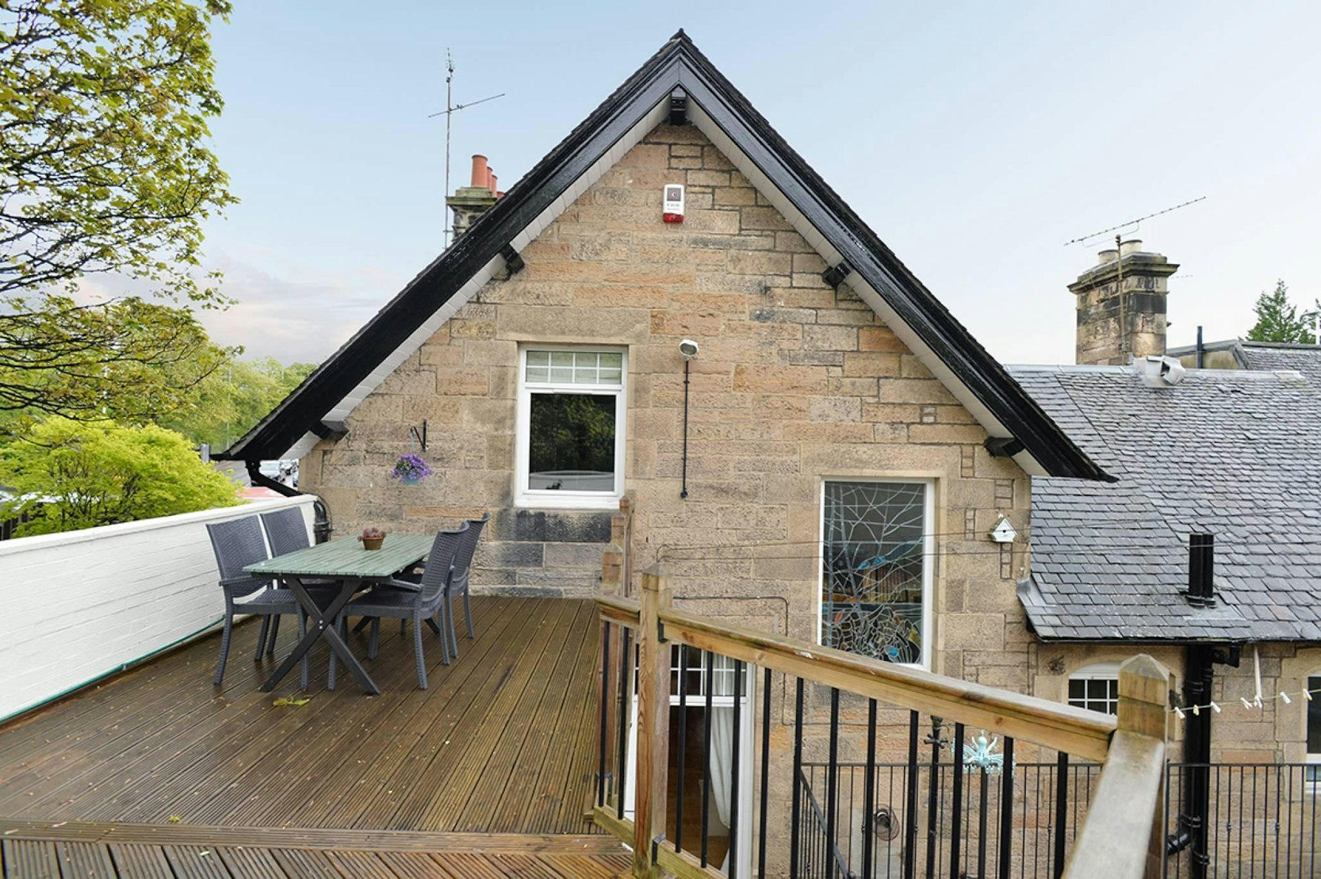 4 Lanark Road, Edinburgh, EH14 1TQ McEwan Fraser Legal