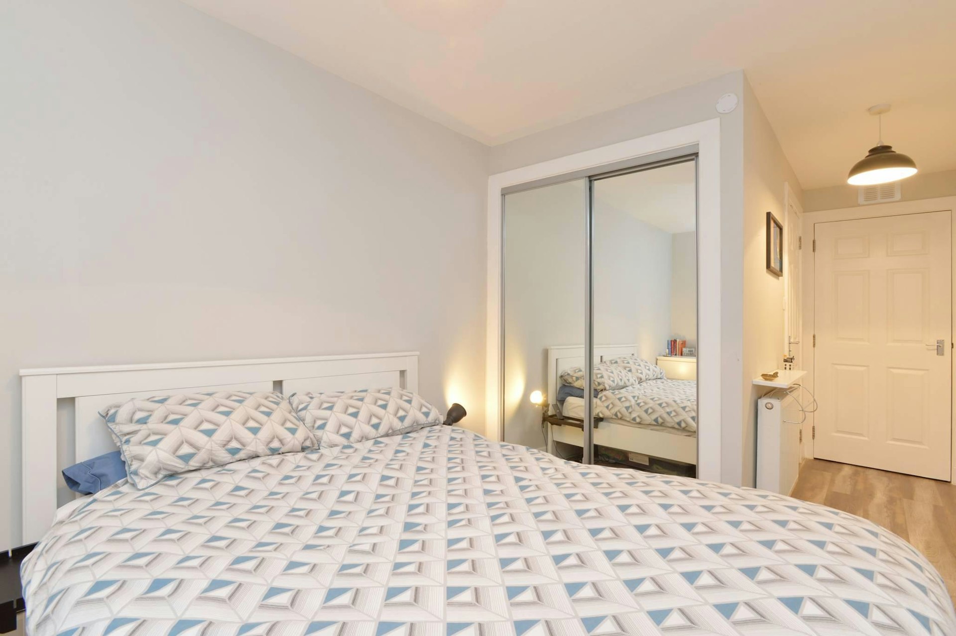 8/2 Royal Park Place, Meadowbank, Edinburgh,… McEwan Fraser Legal