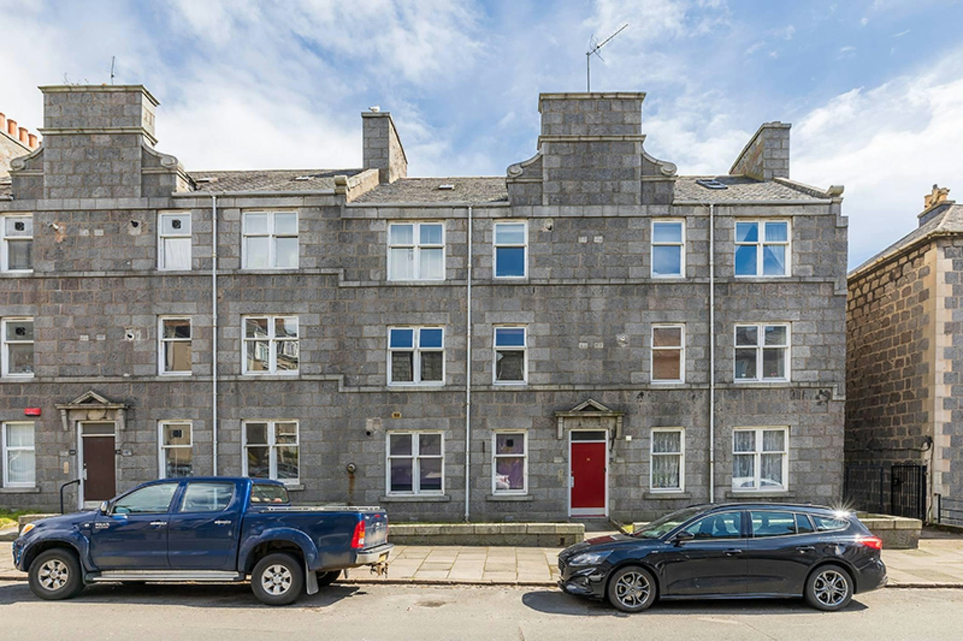 Flat D, 14 Roslin Street, Aberdeen, AB24 5NX McEwan Fraser Legal