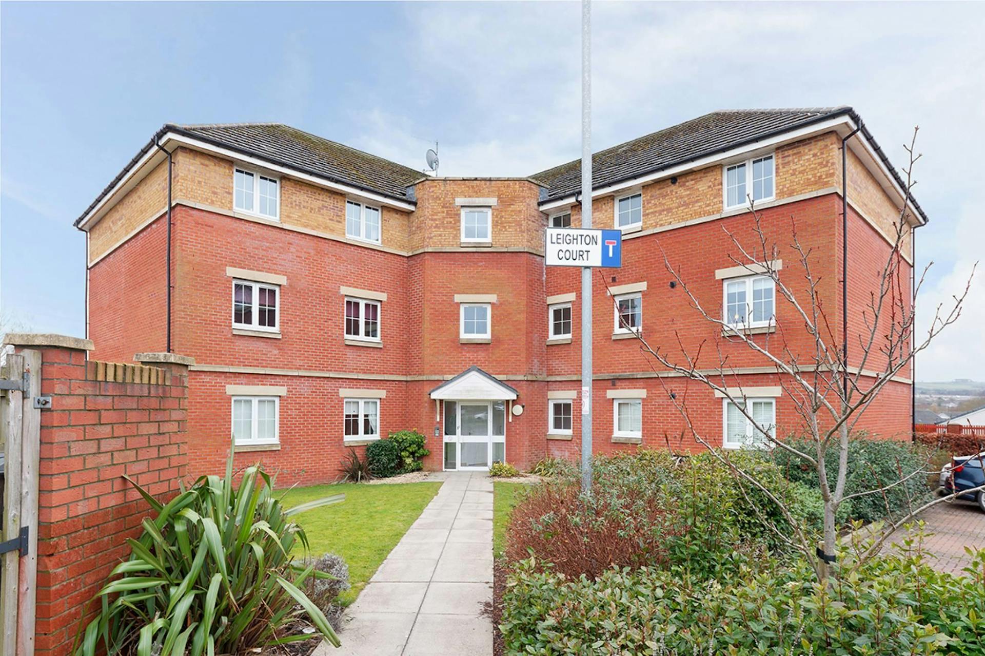 19 Leighton Court, Cambuslang, G72 6WL McEwan Fraser Legal