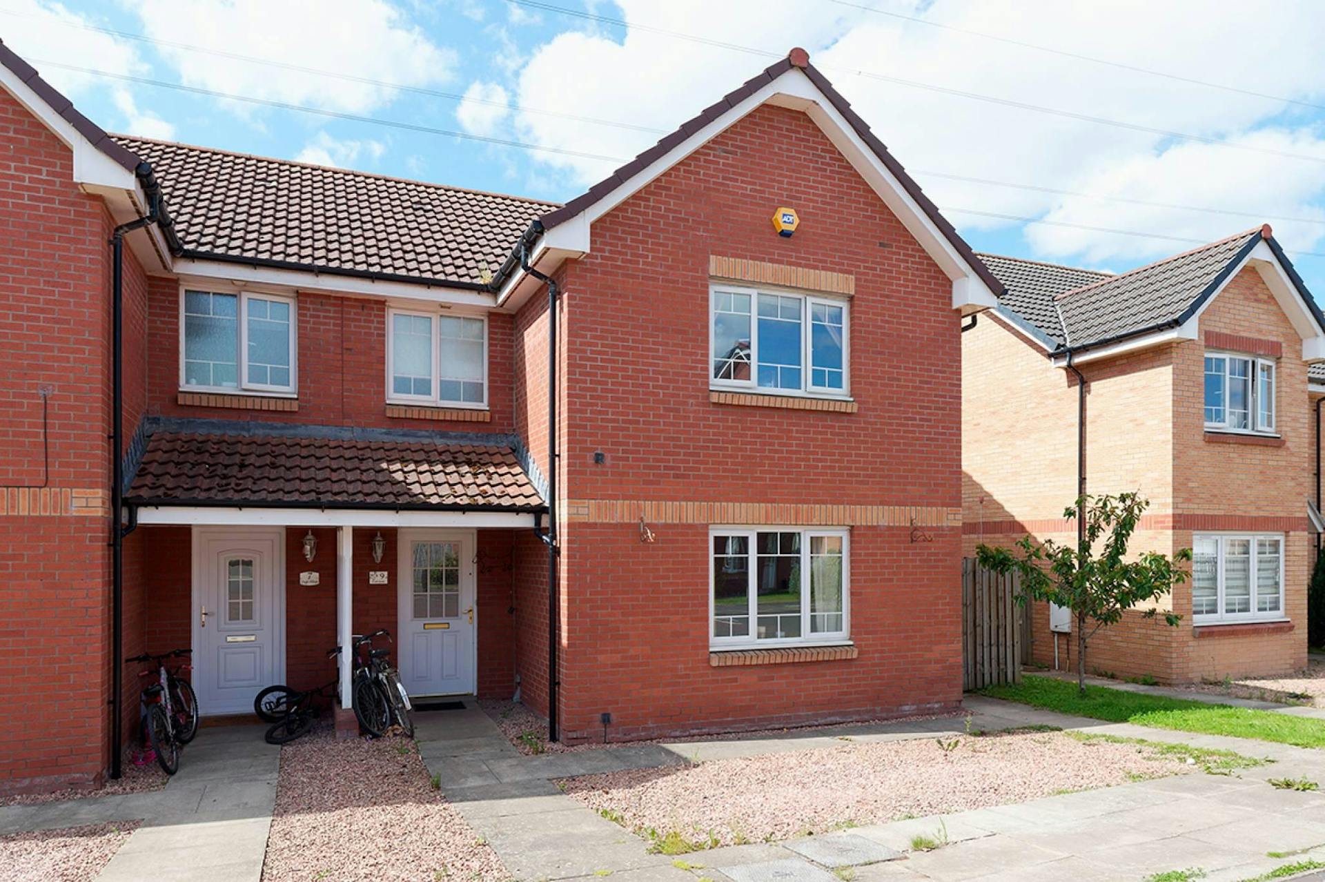 9 Croft Walk, , Cambuslang, G72 6WA McEwan Fraser Legal