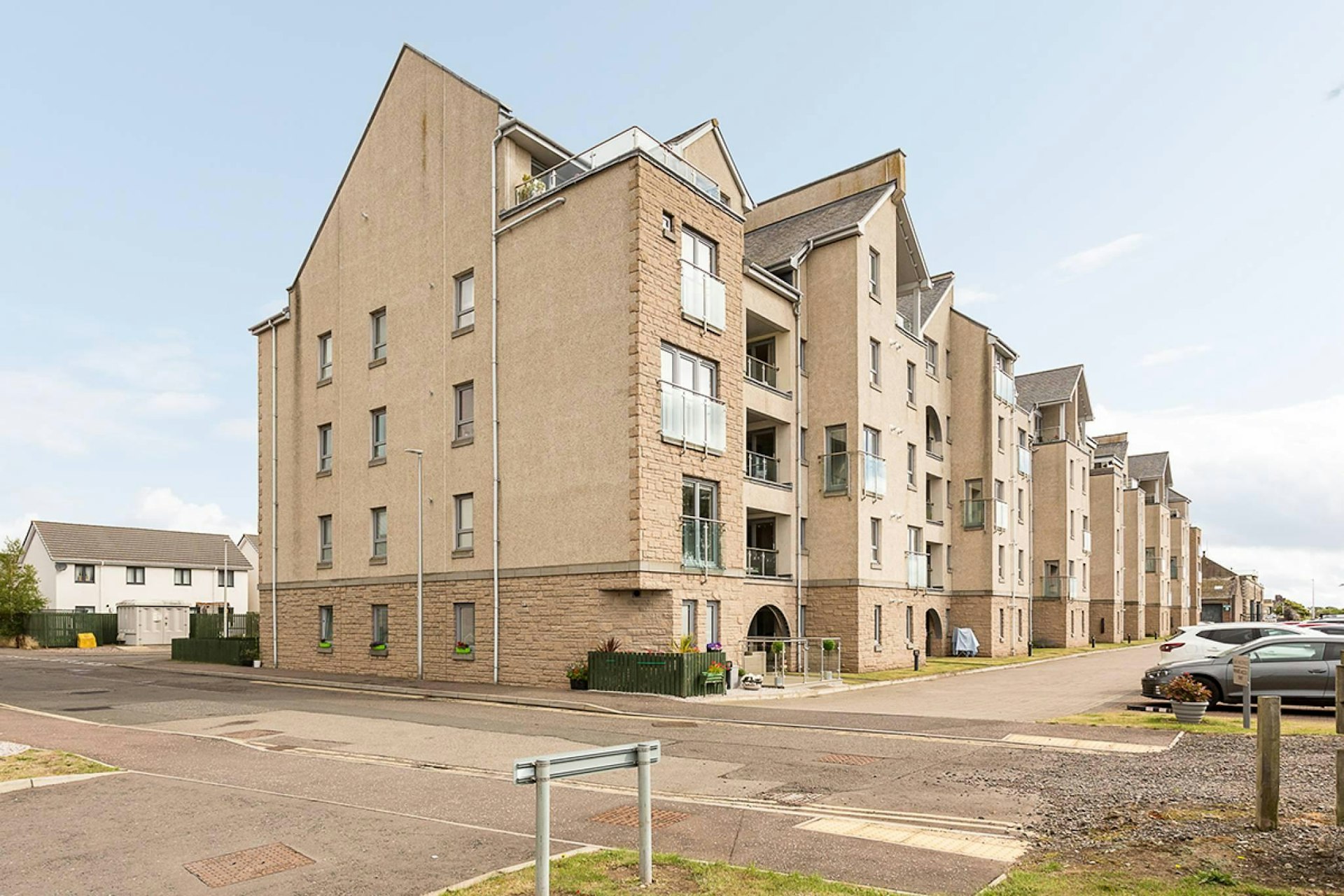 28 The Maltings, Victoria Street, Carnoustie,… McEwan Fraser Legal