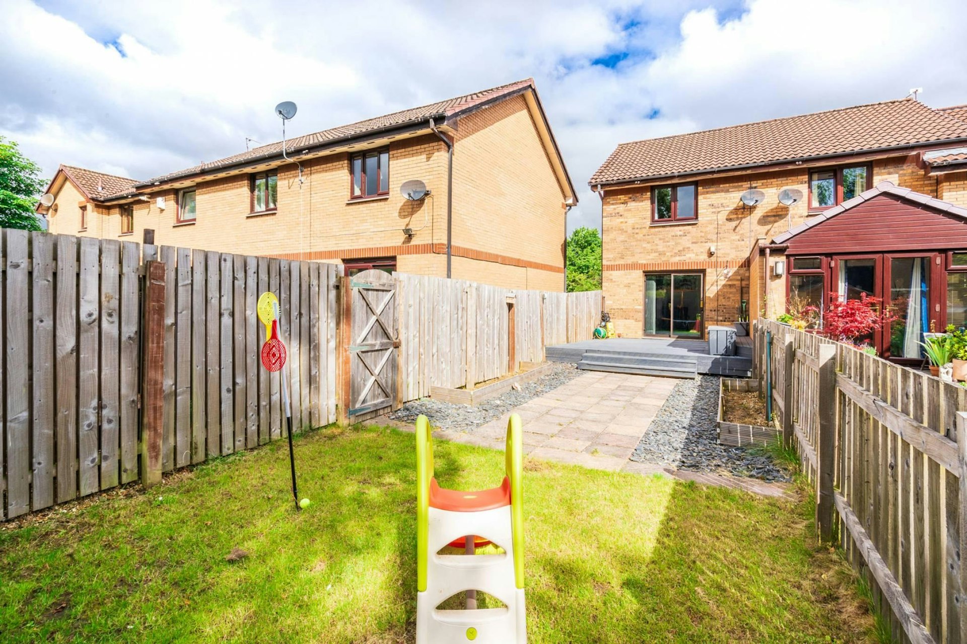 9 Easthouses Place, Dalkeith, EH22 4UB McEwan Fraser Legal