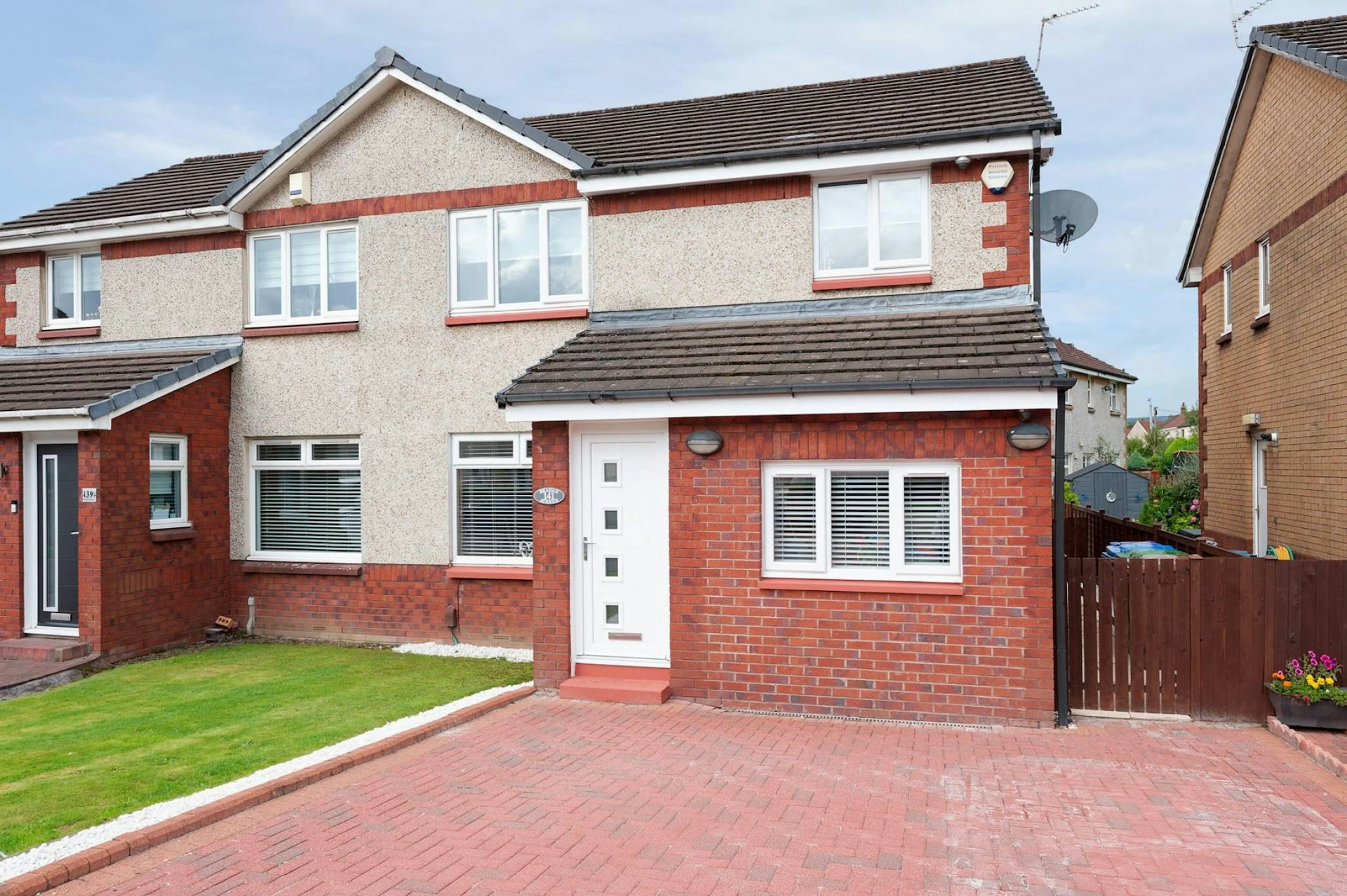 141 Bradan Avenue, Yoker, Glasgow, G13 4JF McEwan Fraser Legal