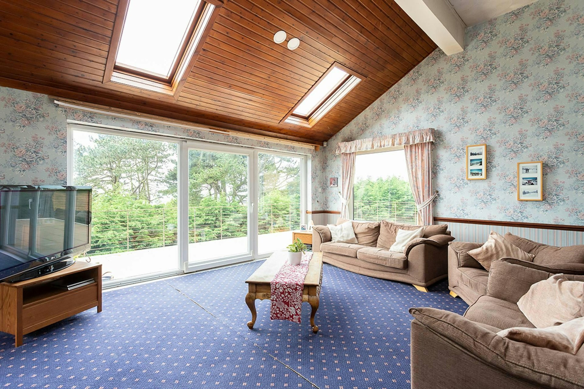 De Heuvel Kirkbank Road, Burntisland, KY3 9JA McEwan Fraser Legal