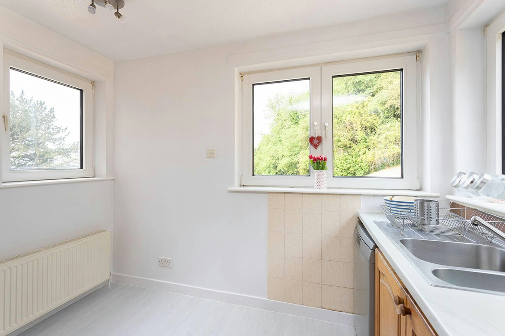 De Heuvel Kirkbank Road, Burntisland, KY3 9JA McEwan Fraser Legal