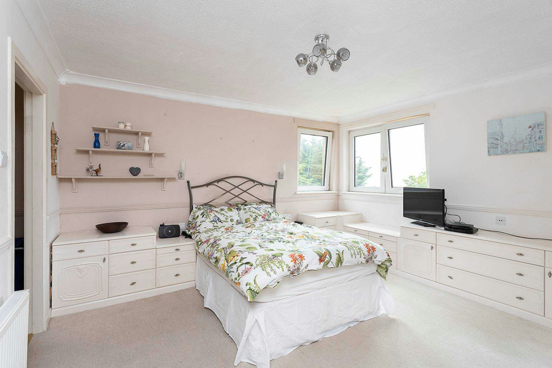 De Heuvel Kirkbank Road, Burntisland, KY3 9JA McEwan Fraser Legal