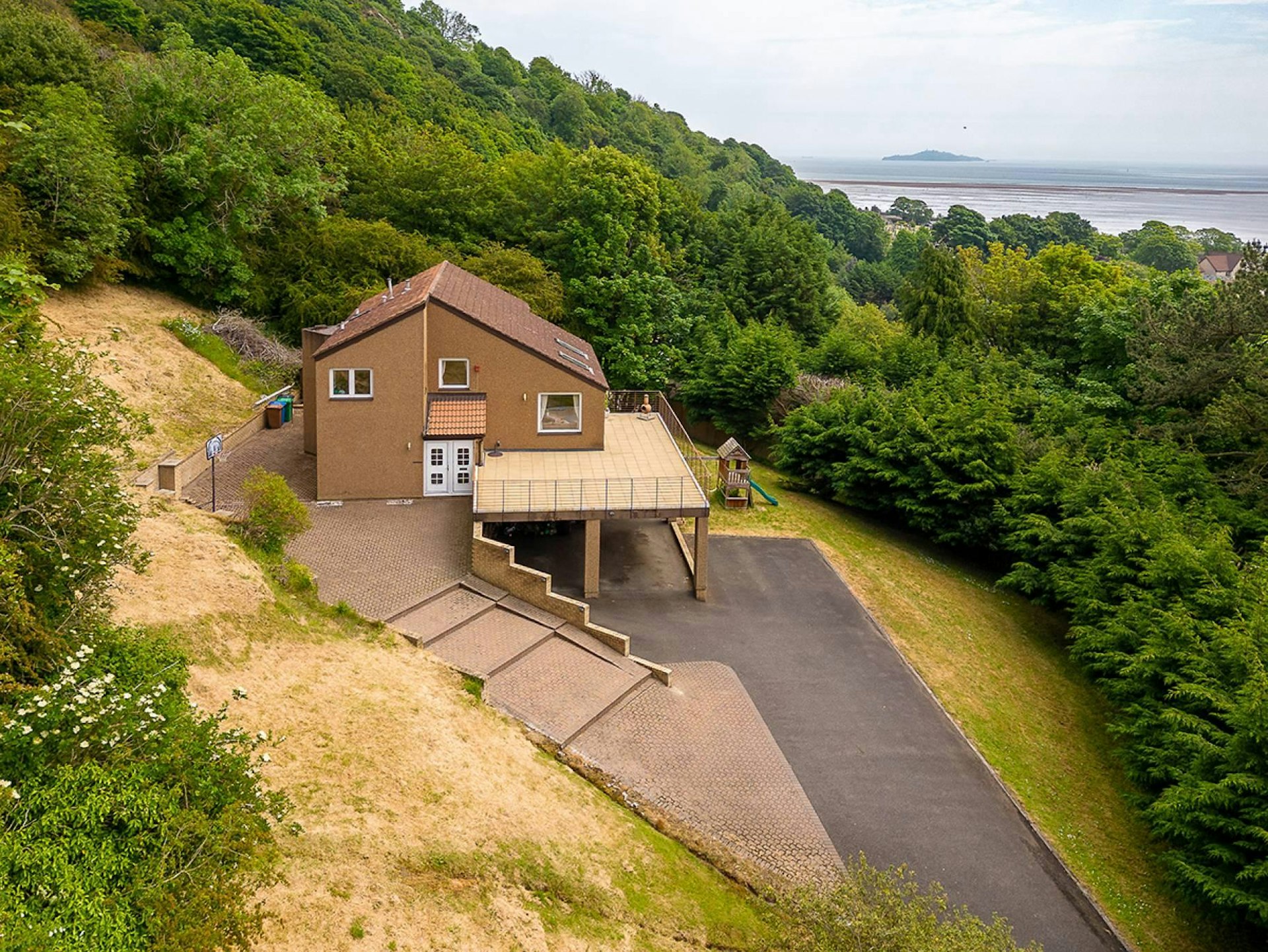 De Heuvel Kirkbank Road, Burntisland, KY3 9JA McEwan Fraser Legal