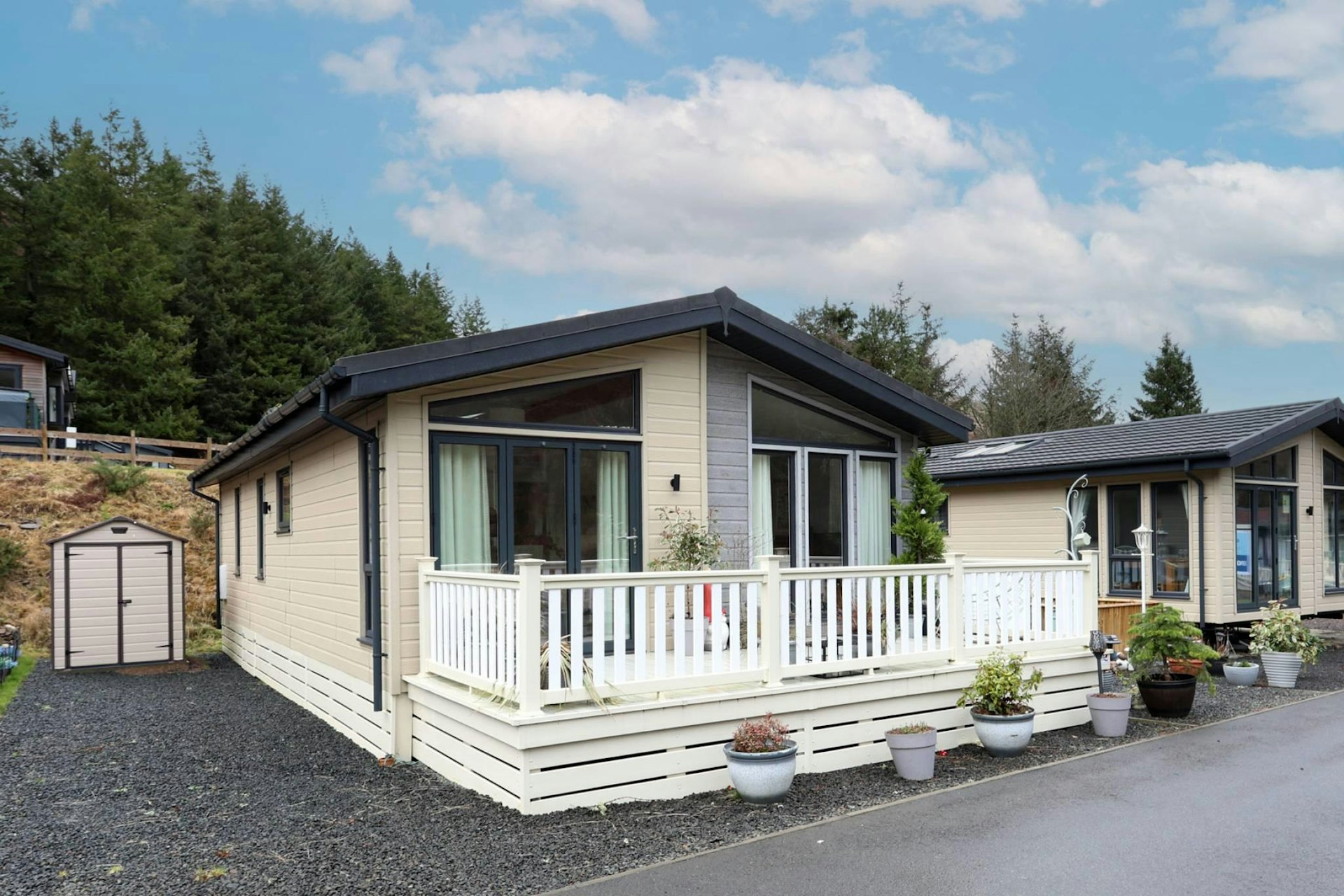 Hunters Lodge Glendevon Park, Glendevon, Dollar, FK14 7JY